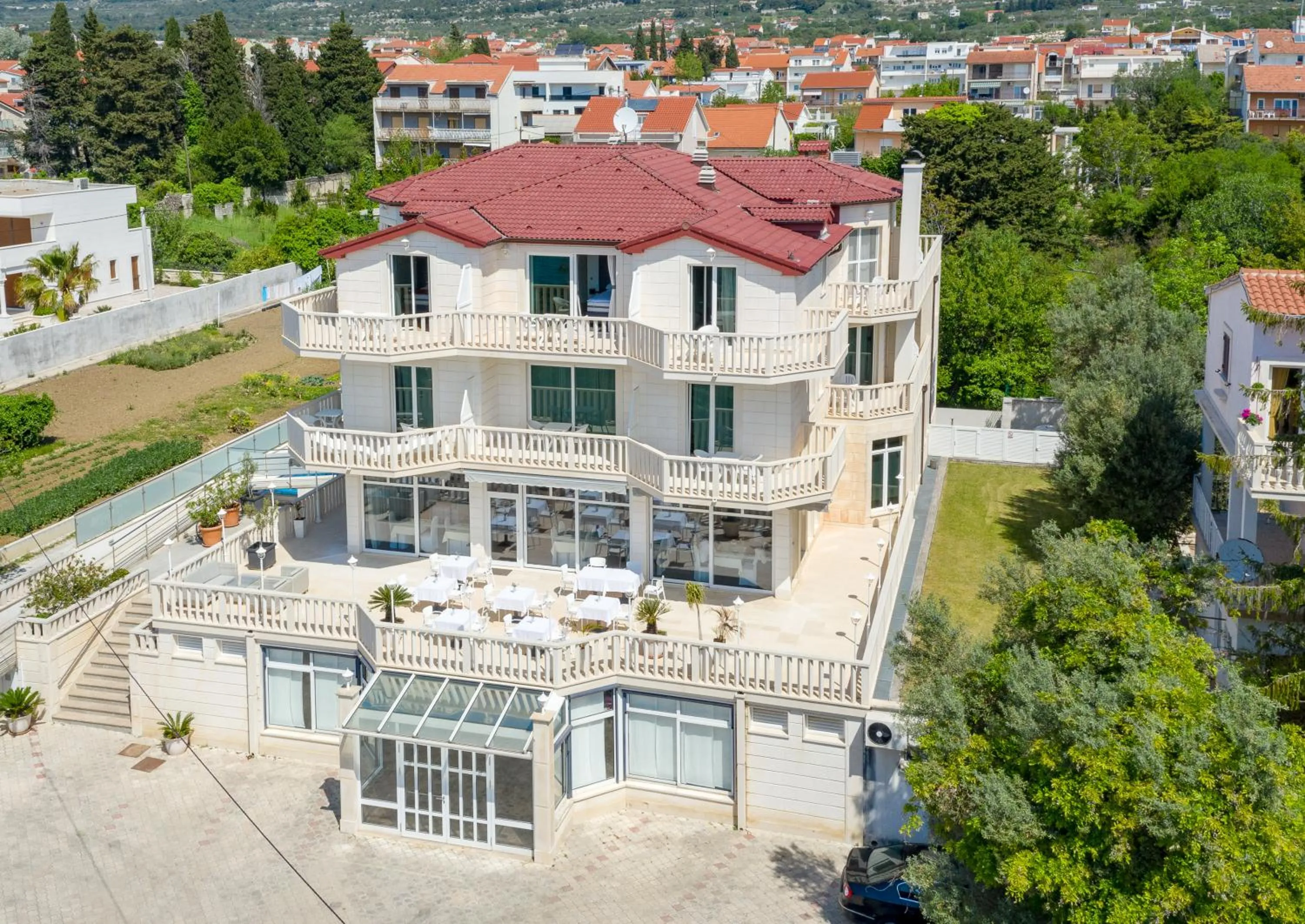 Property building in Hotel Riva Kaštela with swimming pool