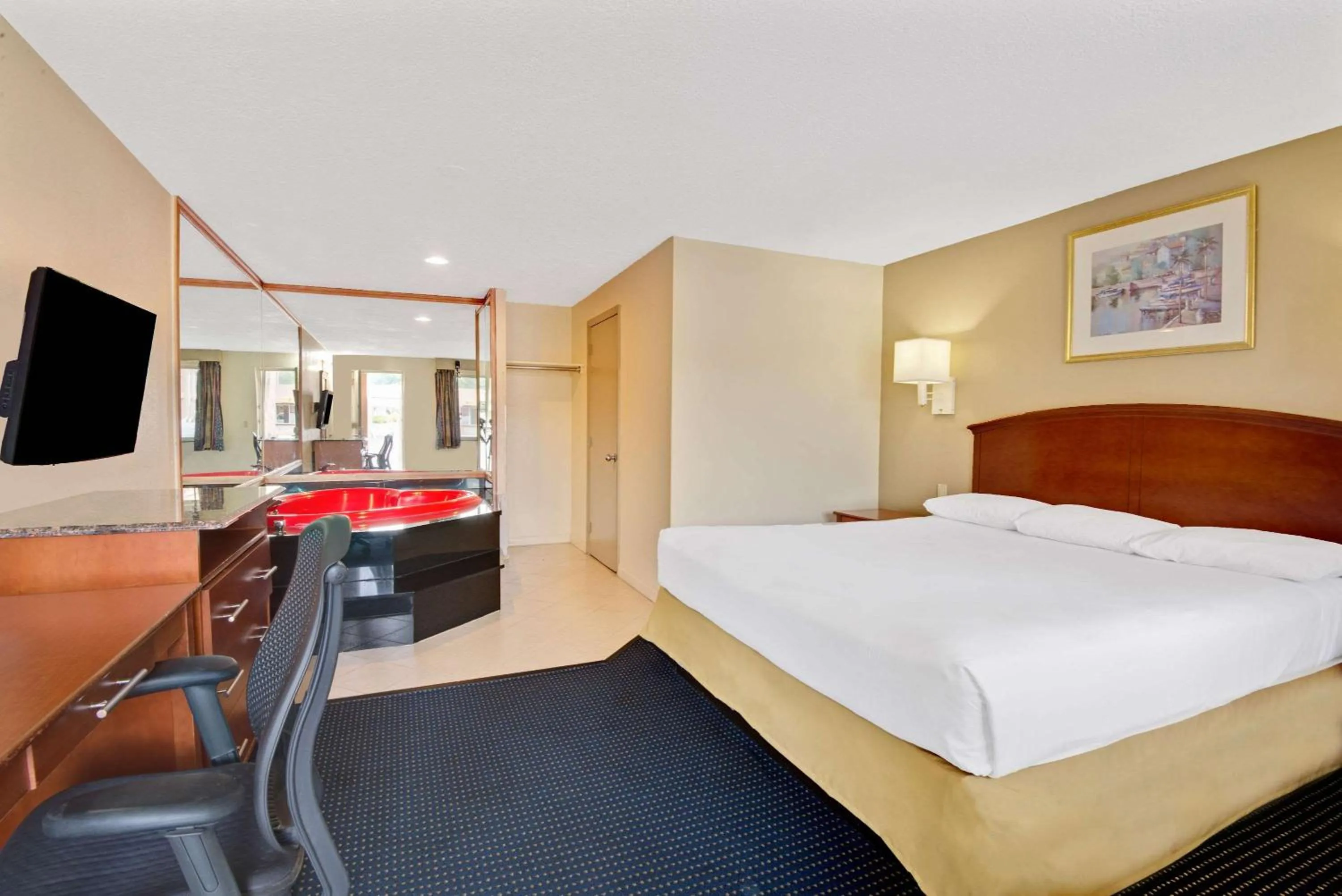 On site, Bed in Super 8 by Wyndham Milford/New Haven