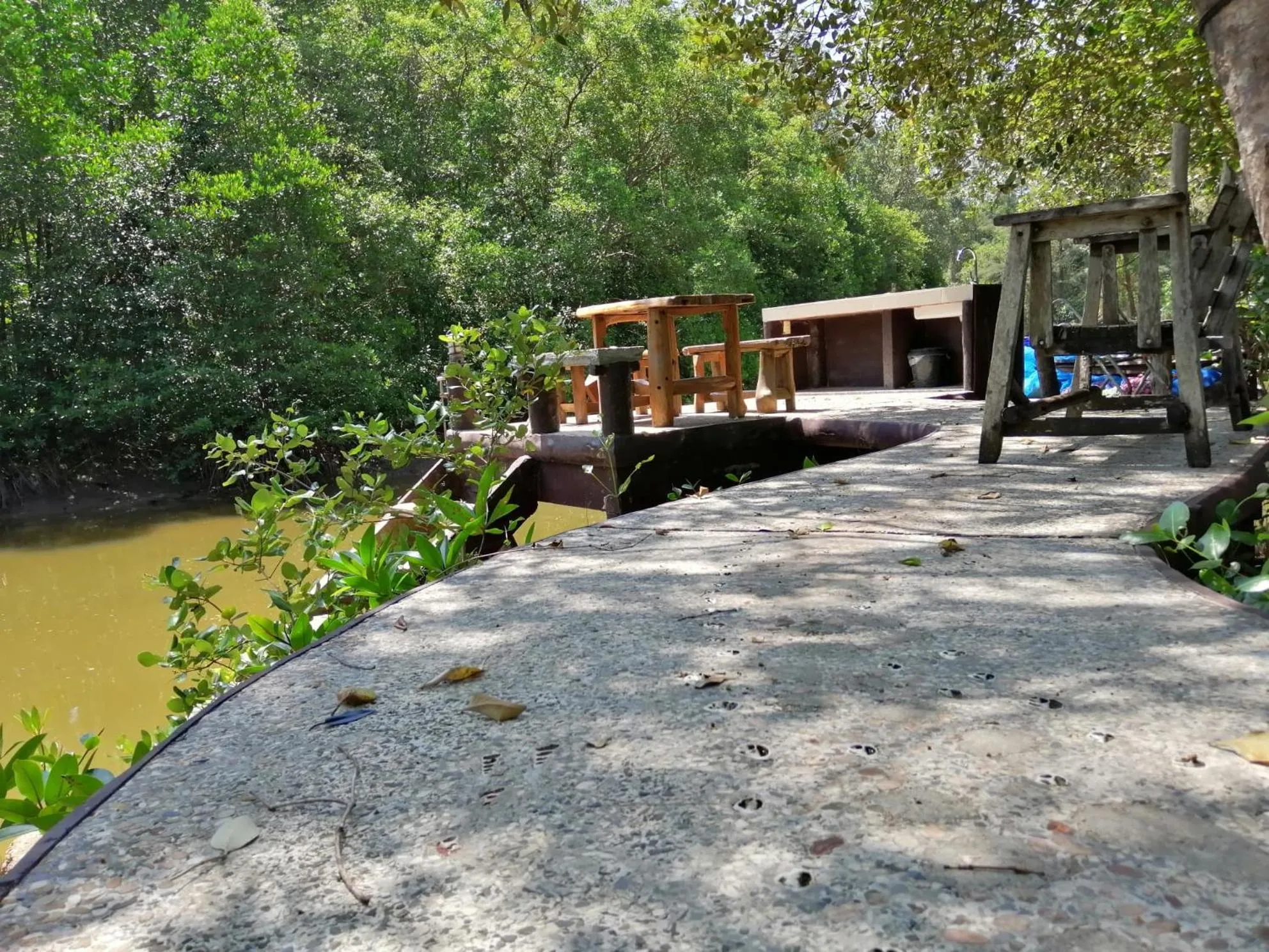 Fisherman's Hut , ขนำชาวเลโฮมสเตย์