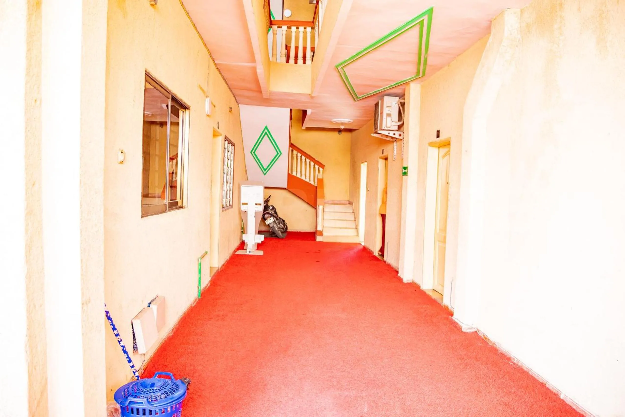Hotel Safari COTONOU