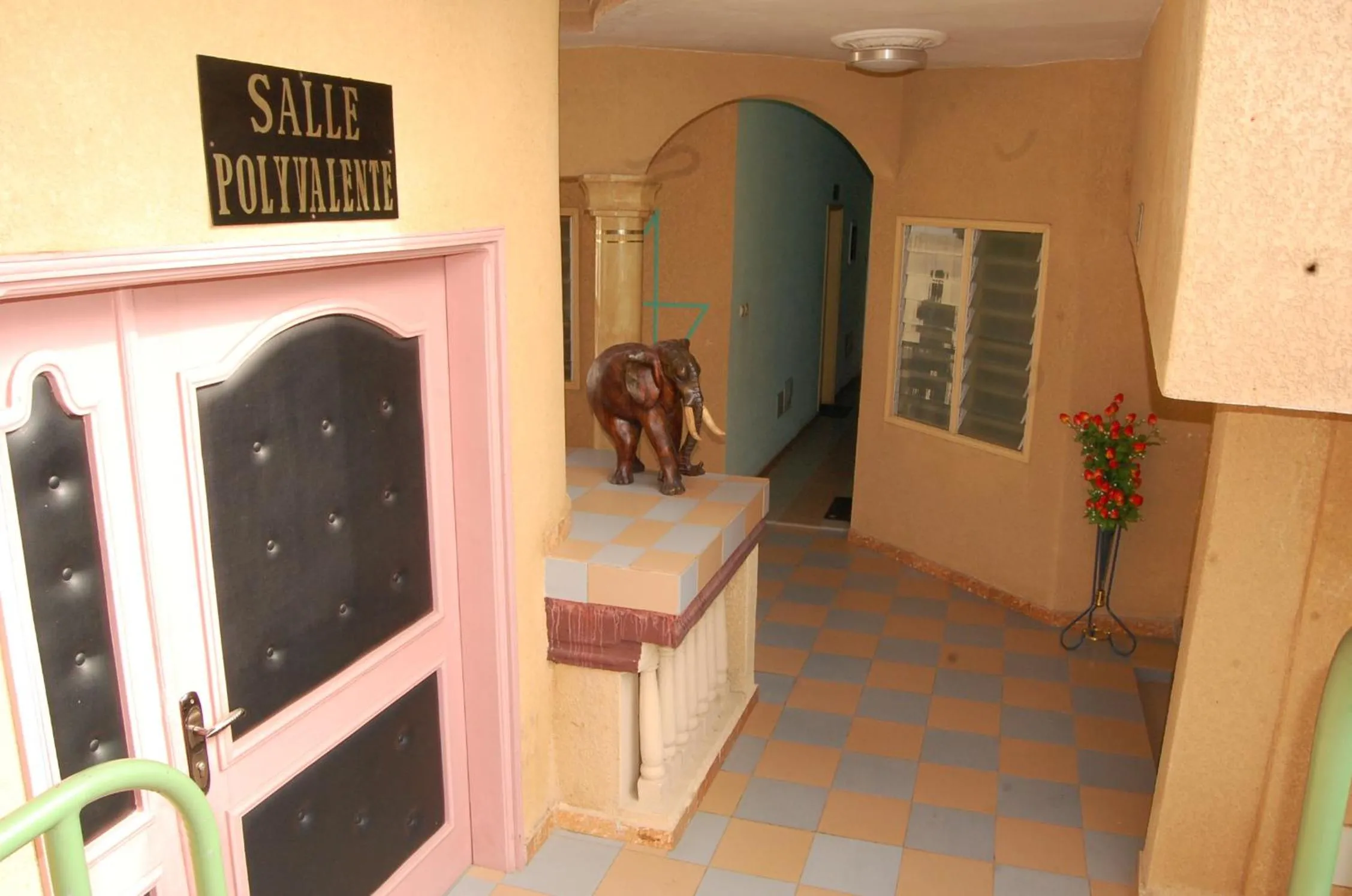 Meeting/conference room in Hotel Safari COTONOU