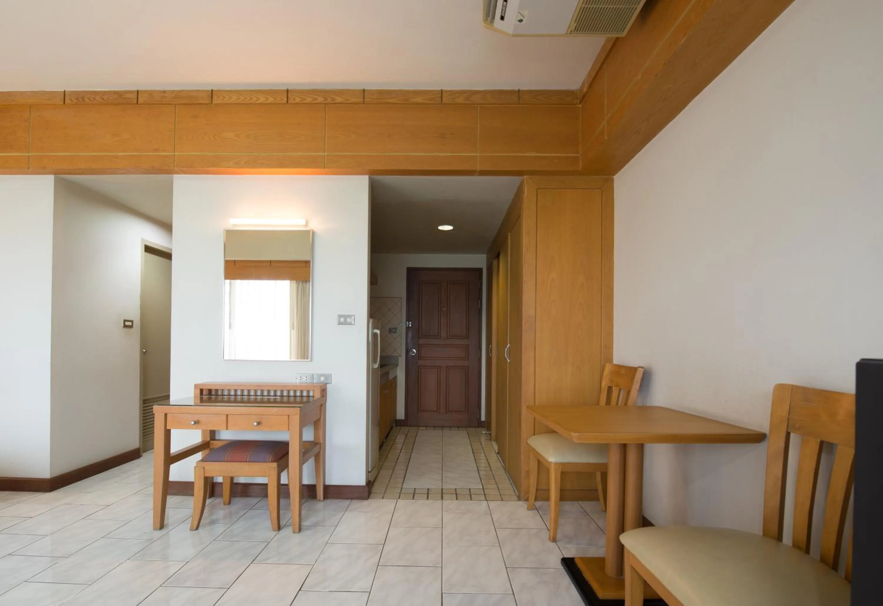 Shower in Baan Pratoom