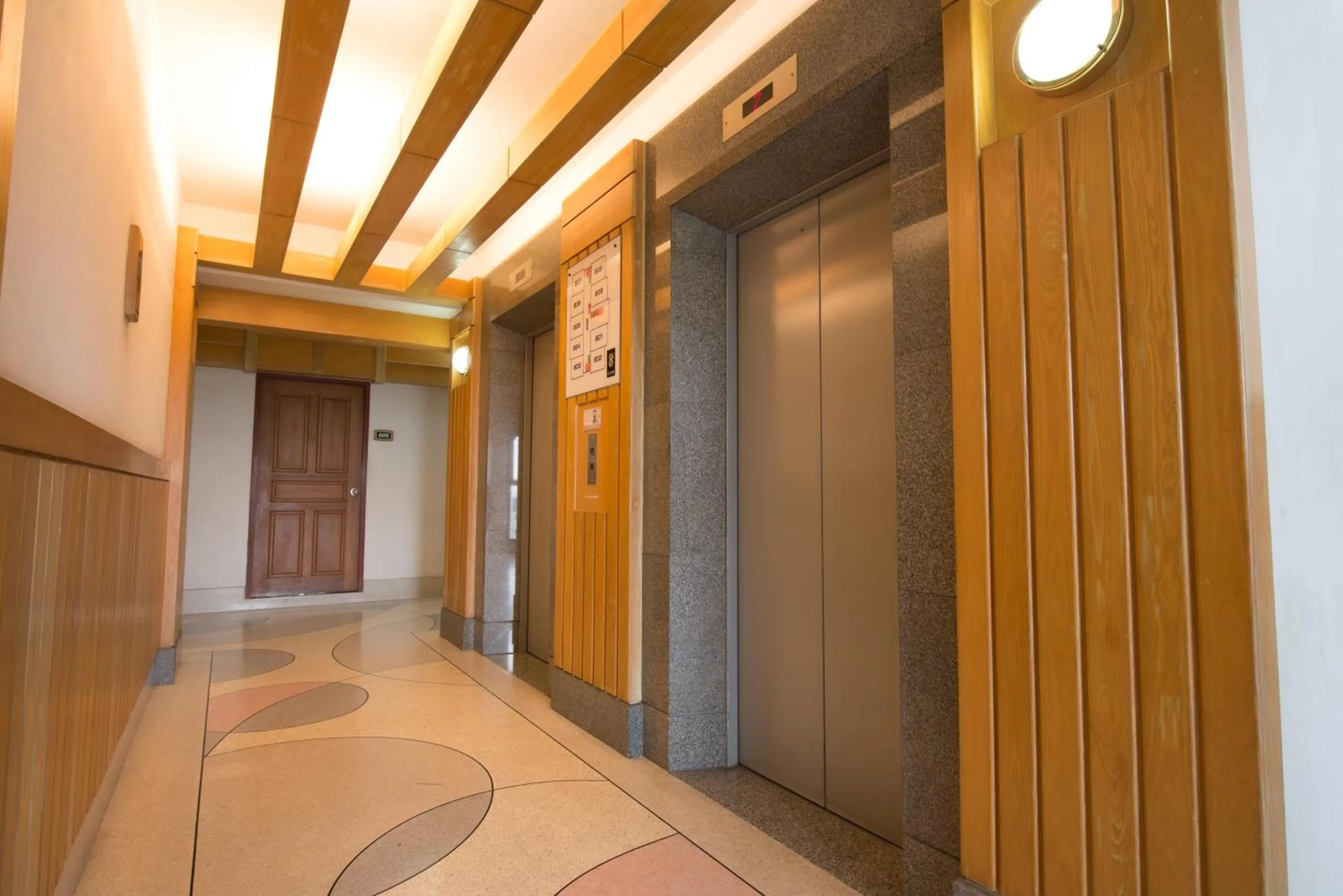 Area and facilities in Baan Pratoom