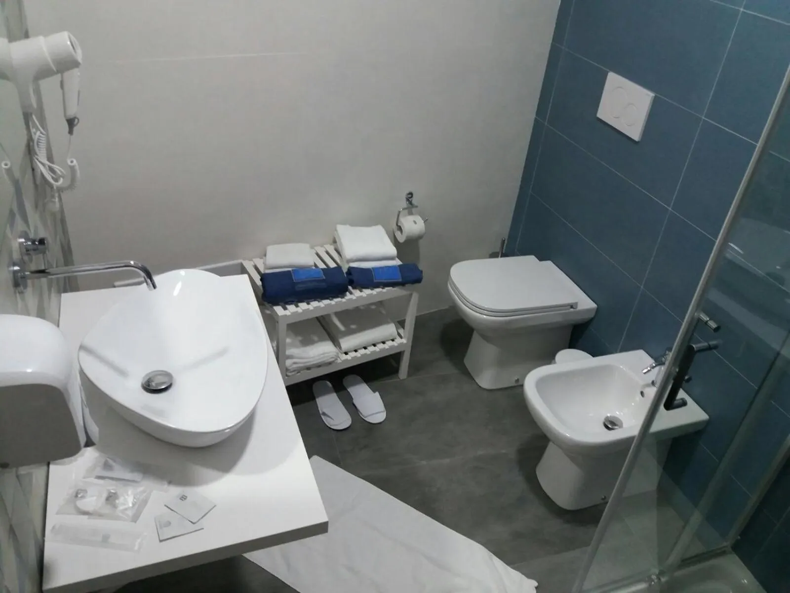 Bathroom in B&B La Grotta