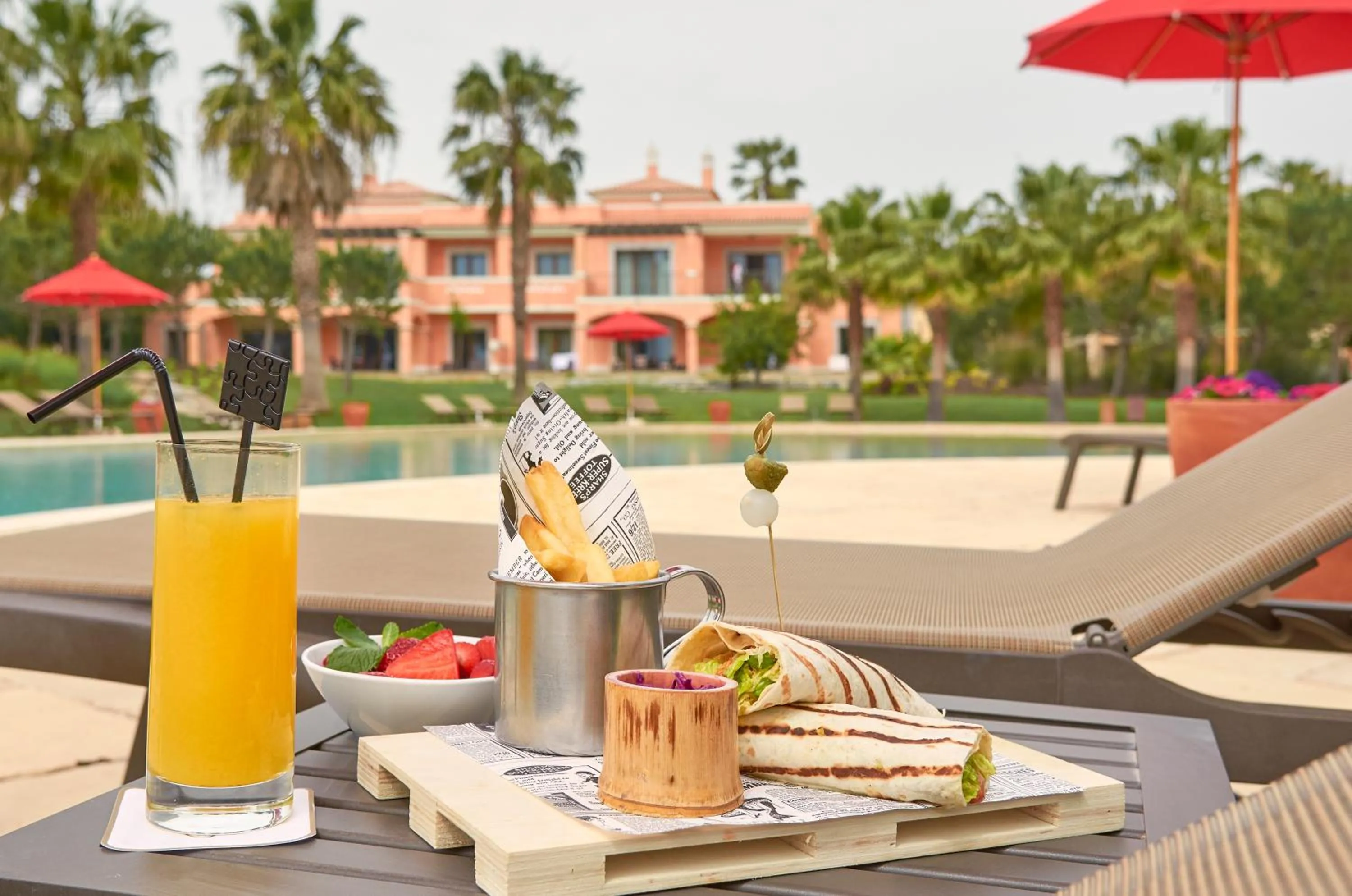 Lounge or bar in Cascade Wellness Resort