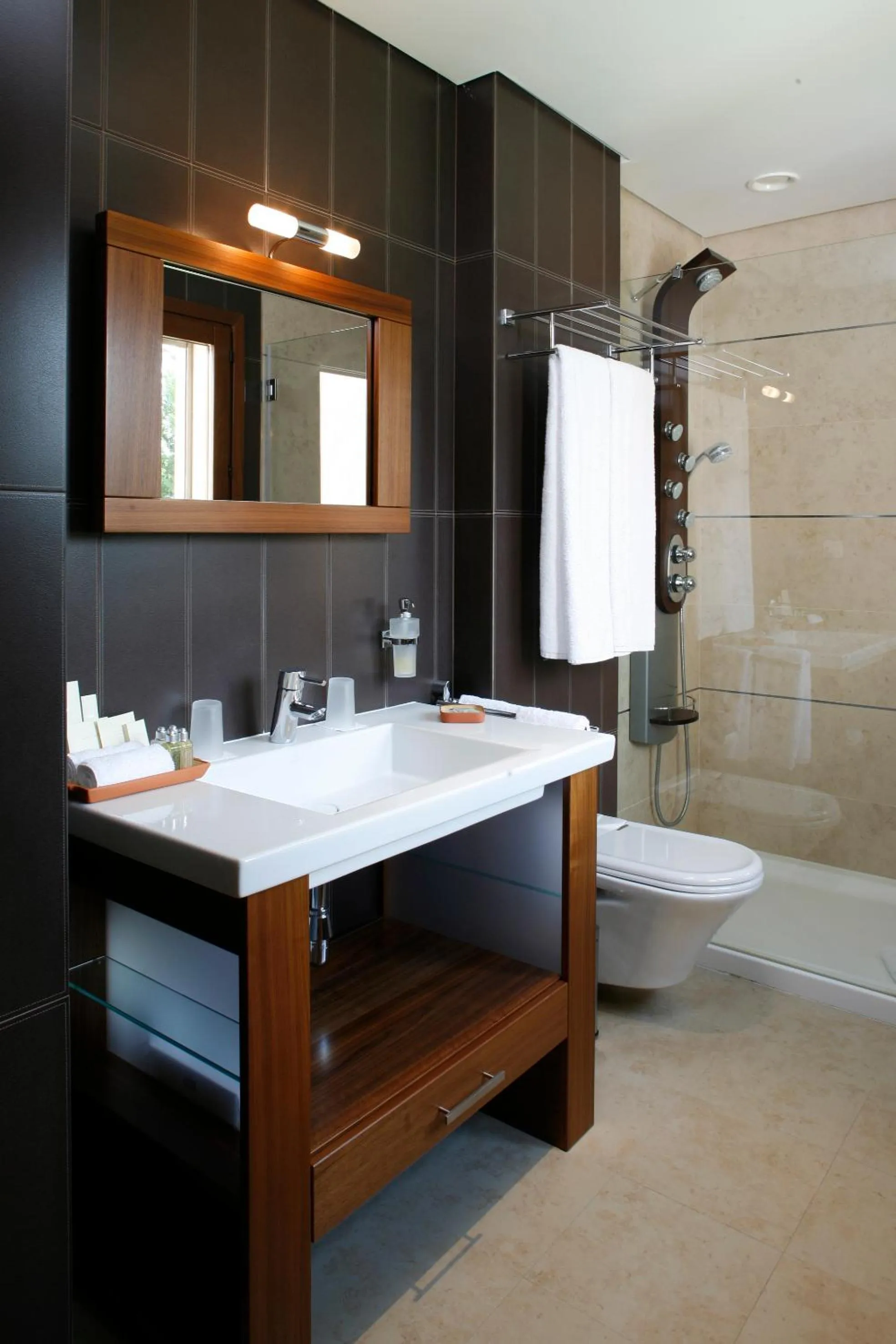 Bathroom in Cascade Wellness Resort