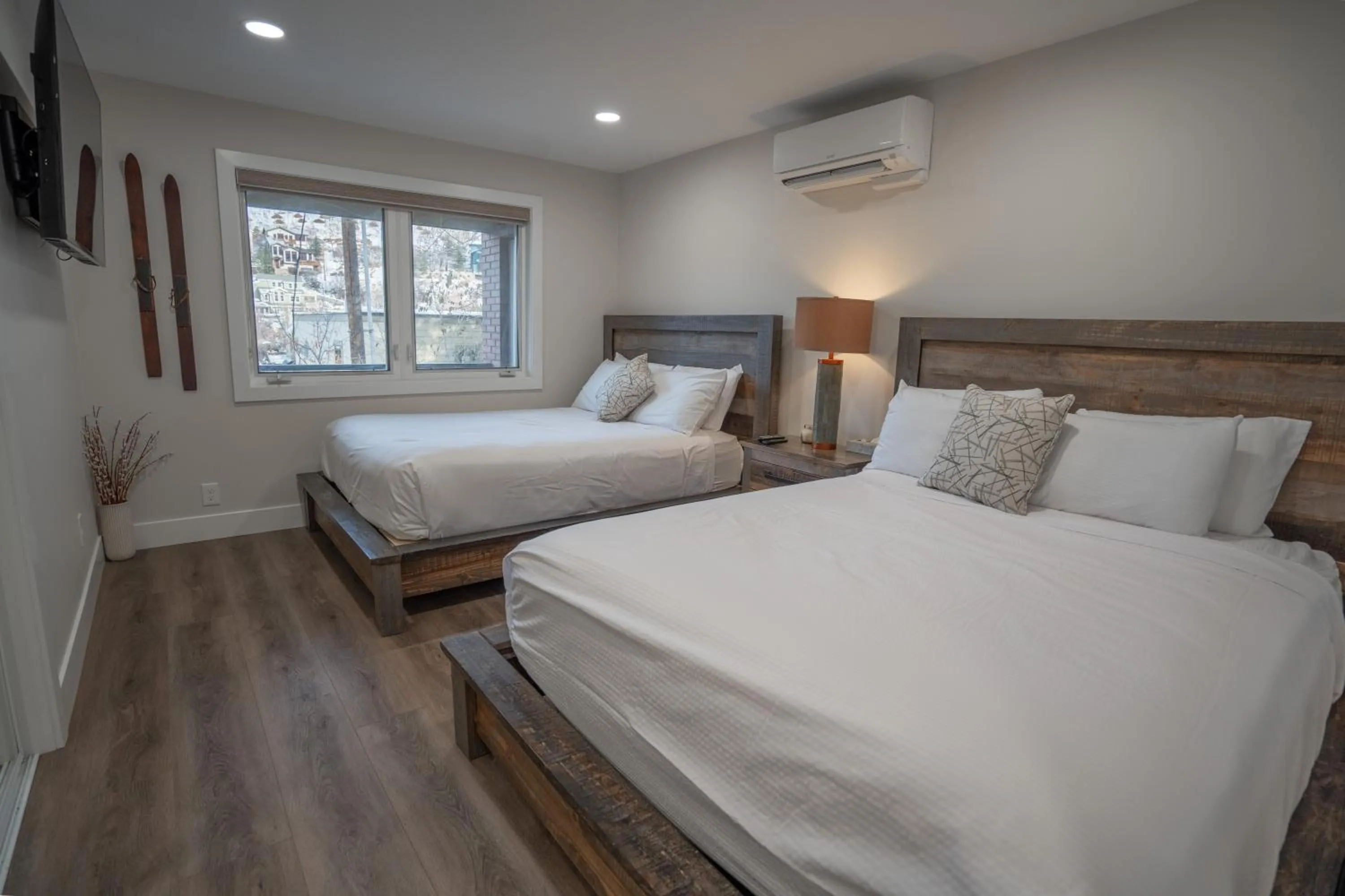 Bed in Treasure Mountain Inn