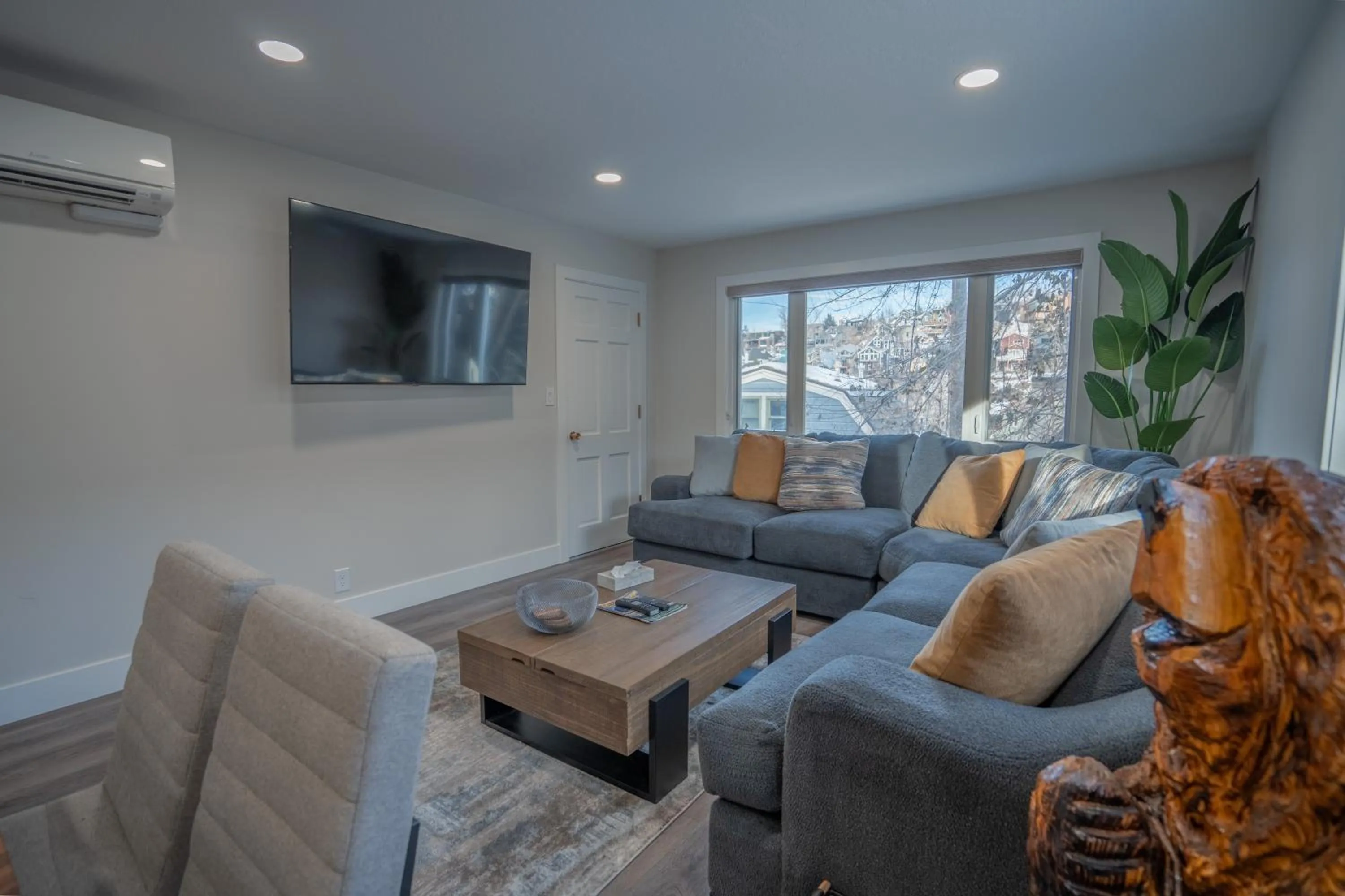 Treasure Mountain Inn