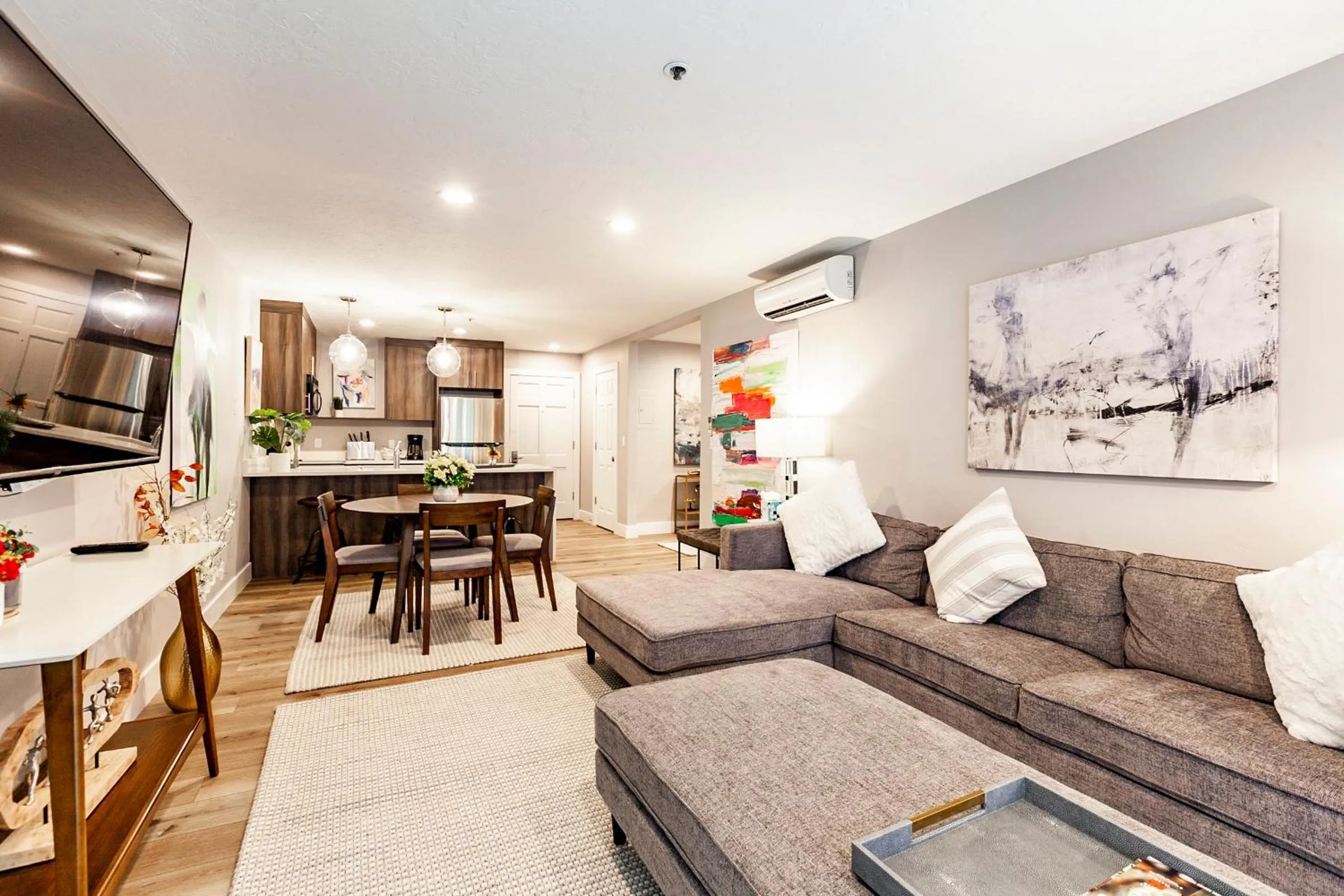 Treasure Mountain Inn