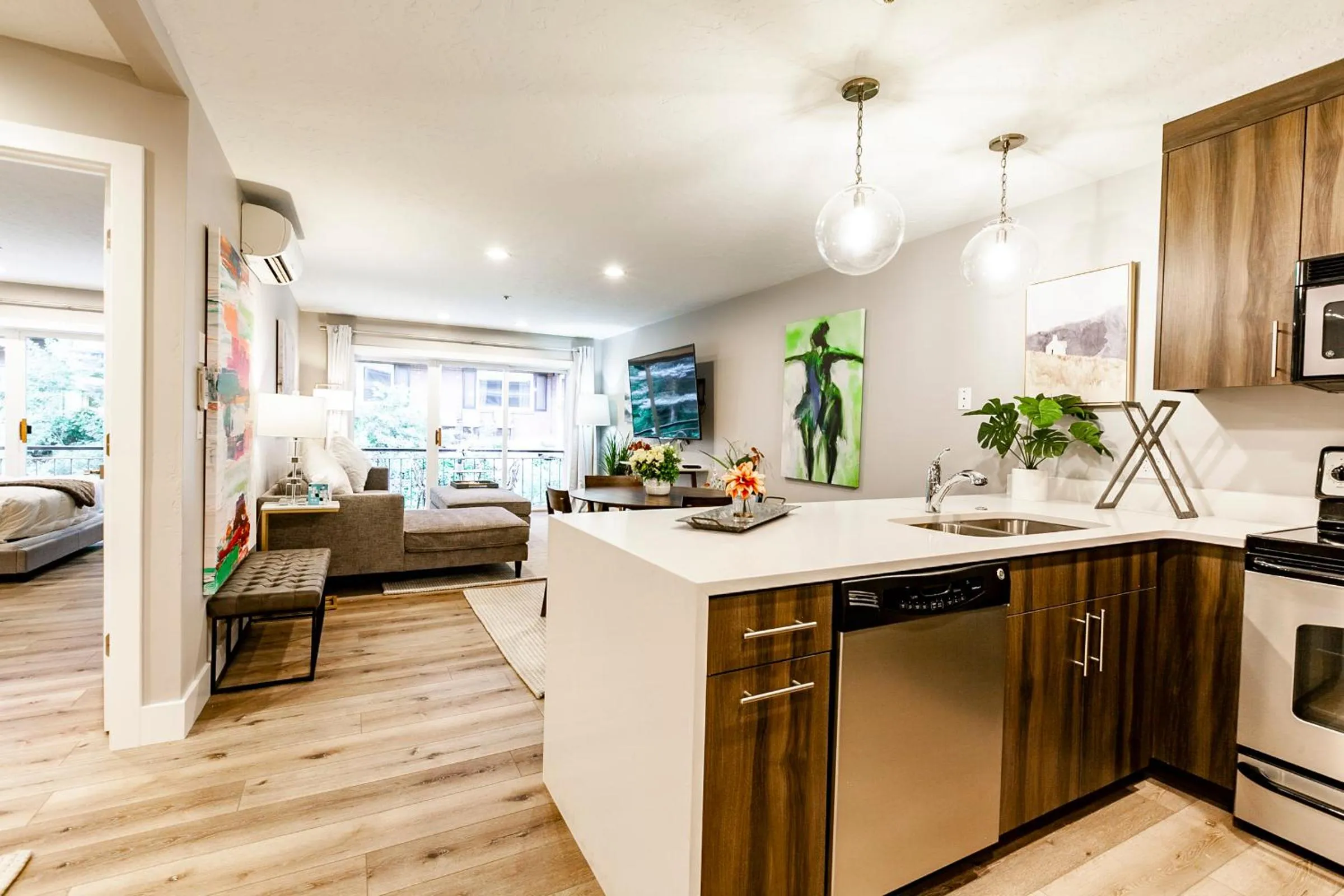 Treasure Mountain Inn