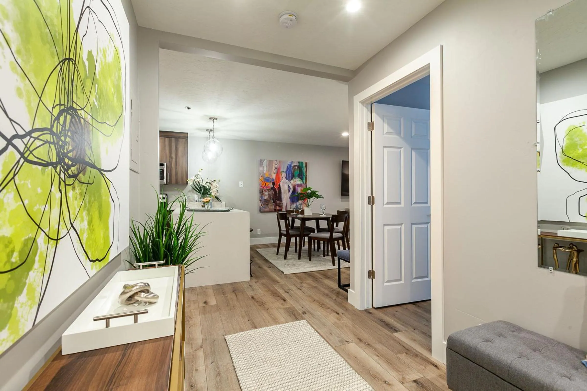 Treasure Mountain Inn