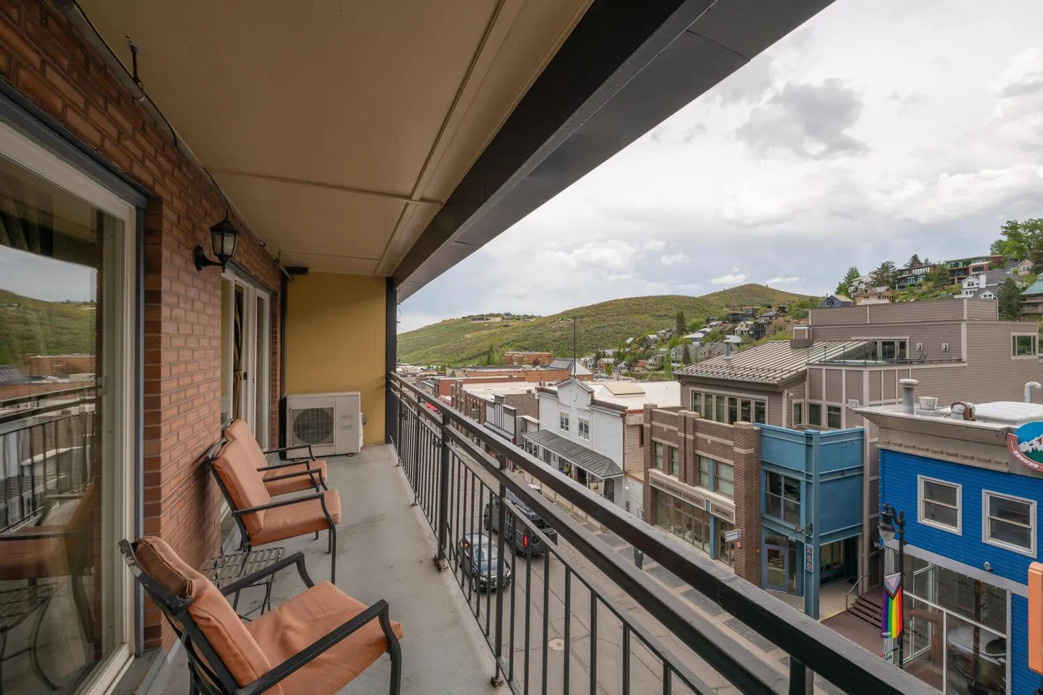 Treasure Mountain Inn