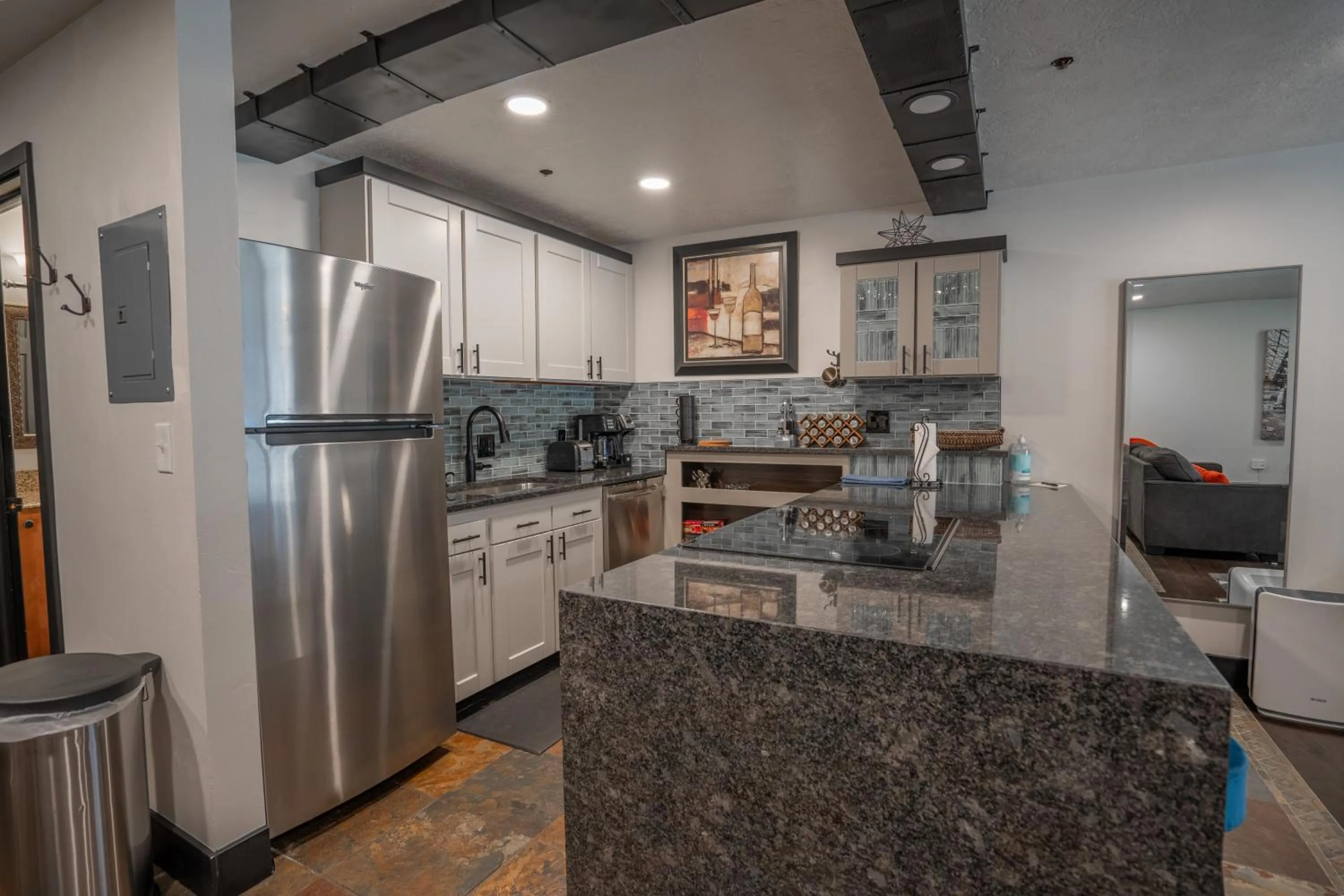 Treasure Mountain Inn