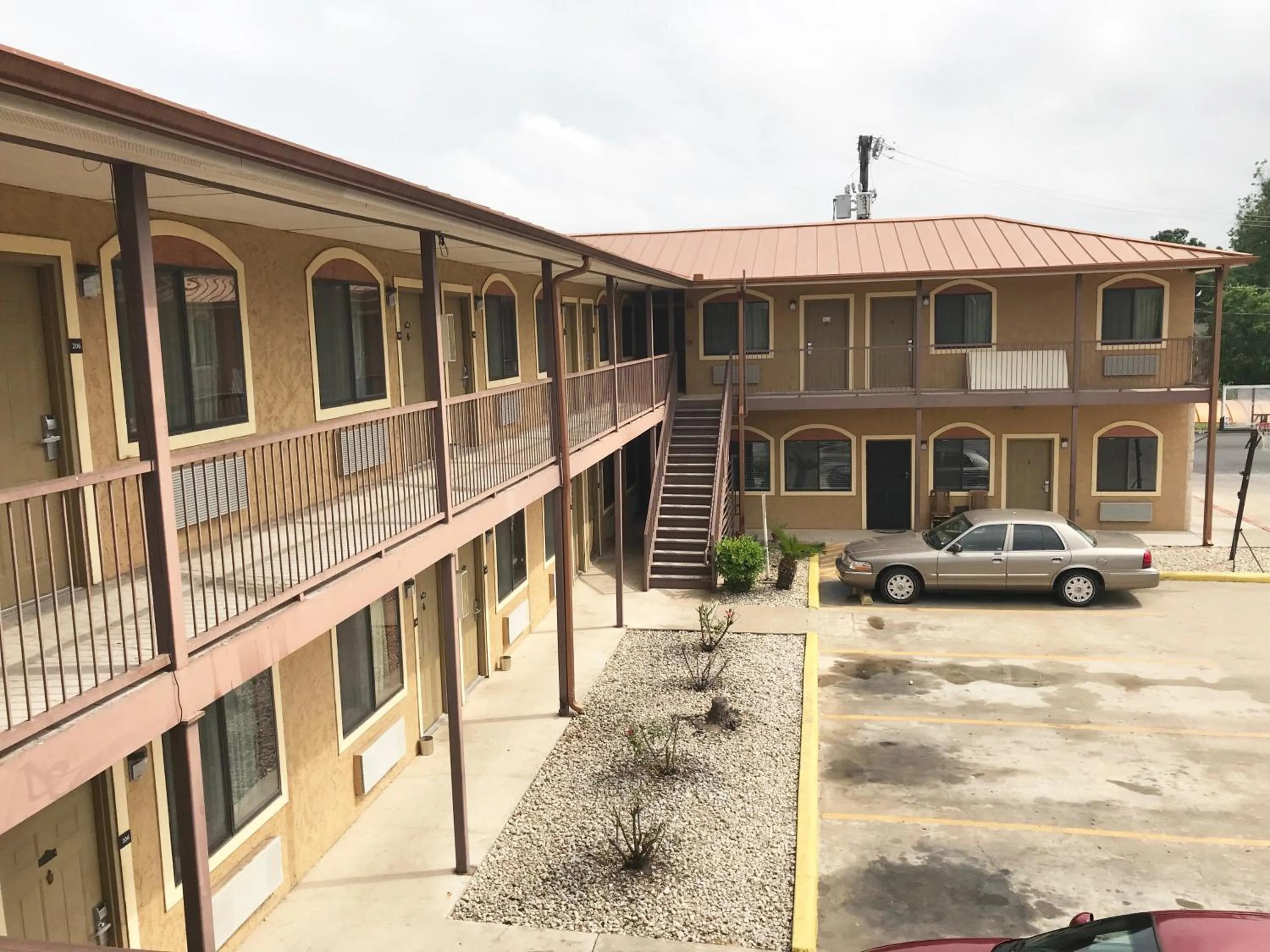 Property building in Camino Real Motel