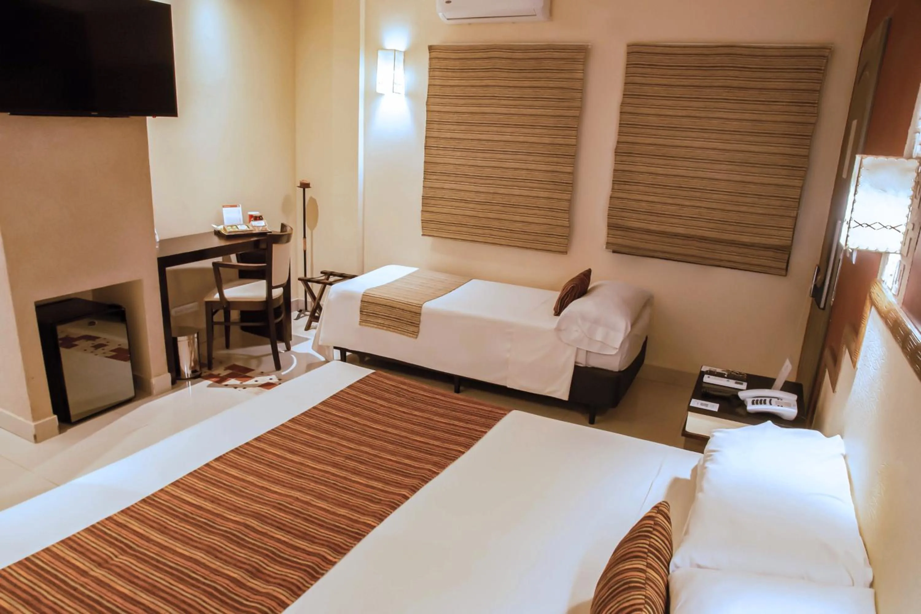 Bedroom, Bed in Hotel Inkai