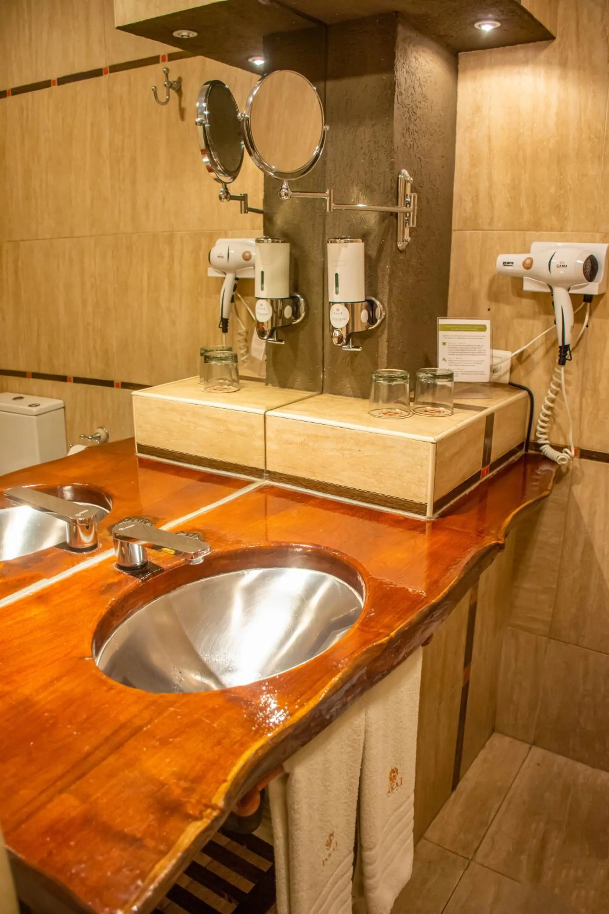 Bathroom in Hotel Inkai