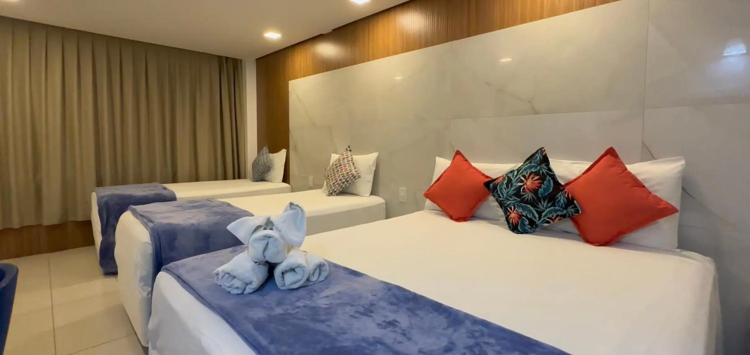 Bed in Hotel Praia do Sol