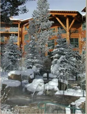 Facade/entrance in Teton Club
