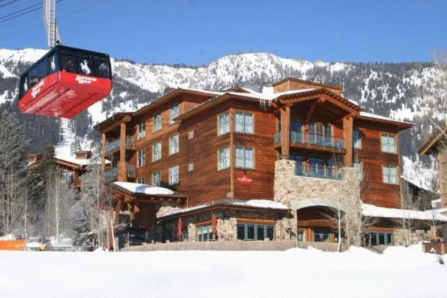 Facade/entrance in Teton Club