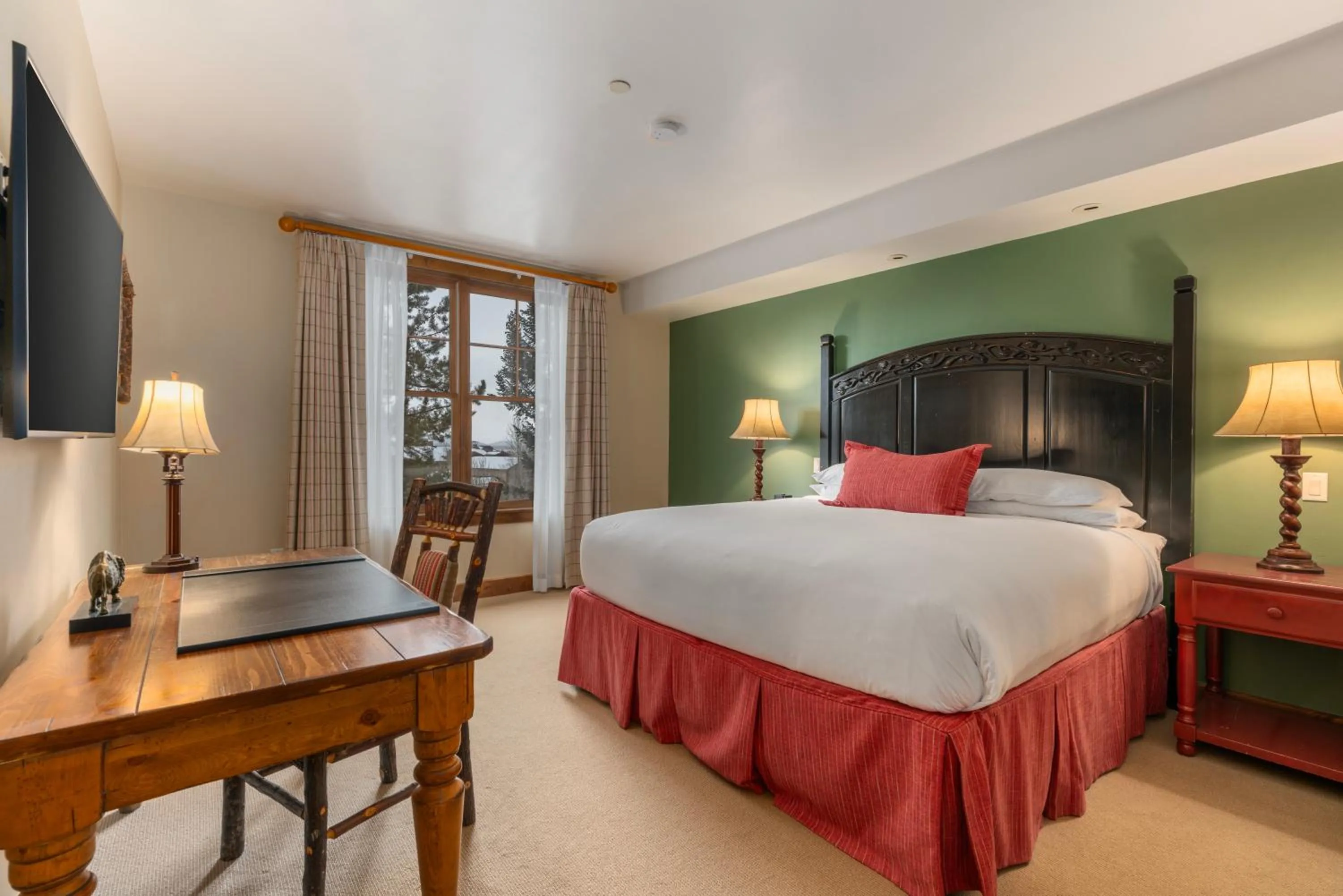 Bedroom, Bed in Teton Club