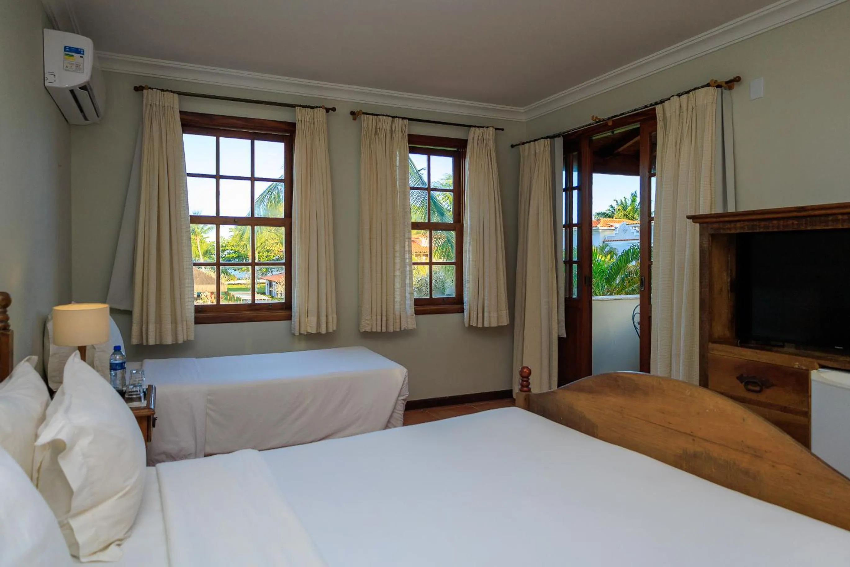 Bed in Vila Angatu Eco Resort & SPA