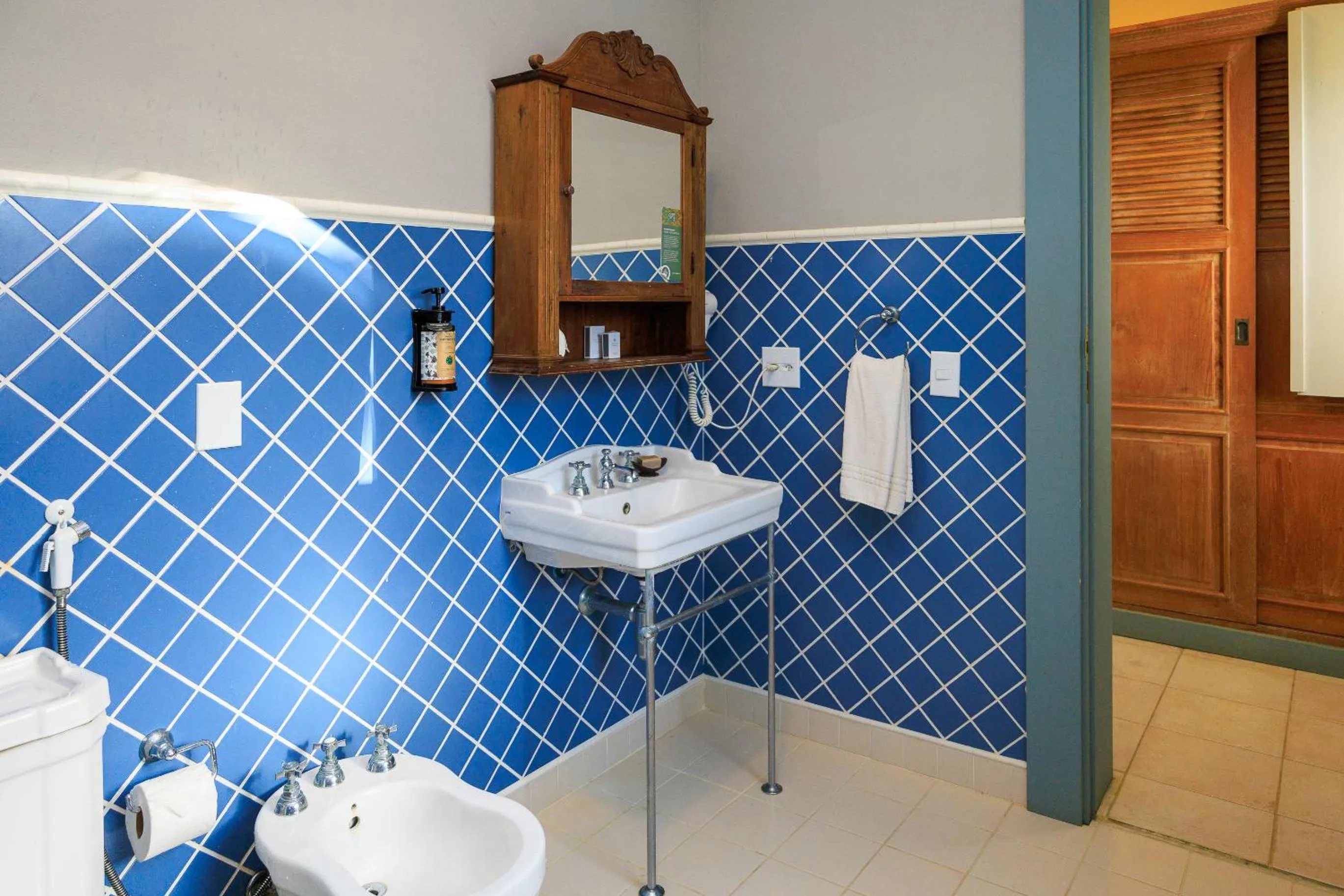 Bathroom in Vila Angatu Eco Resort & SPA