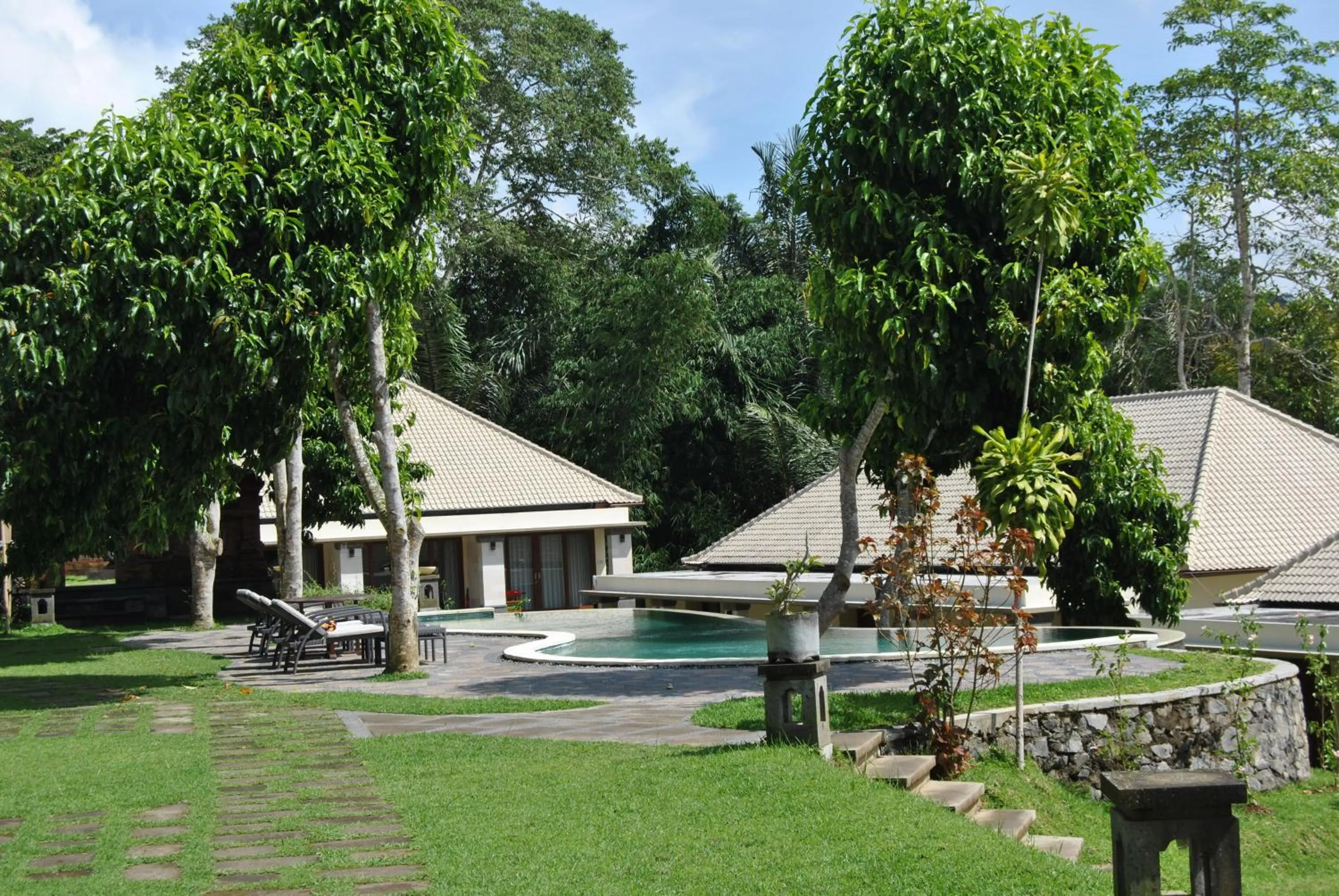 Swimming pool in Bagus Agro Pelaga