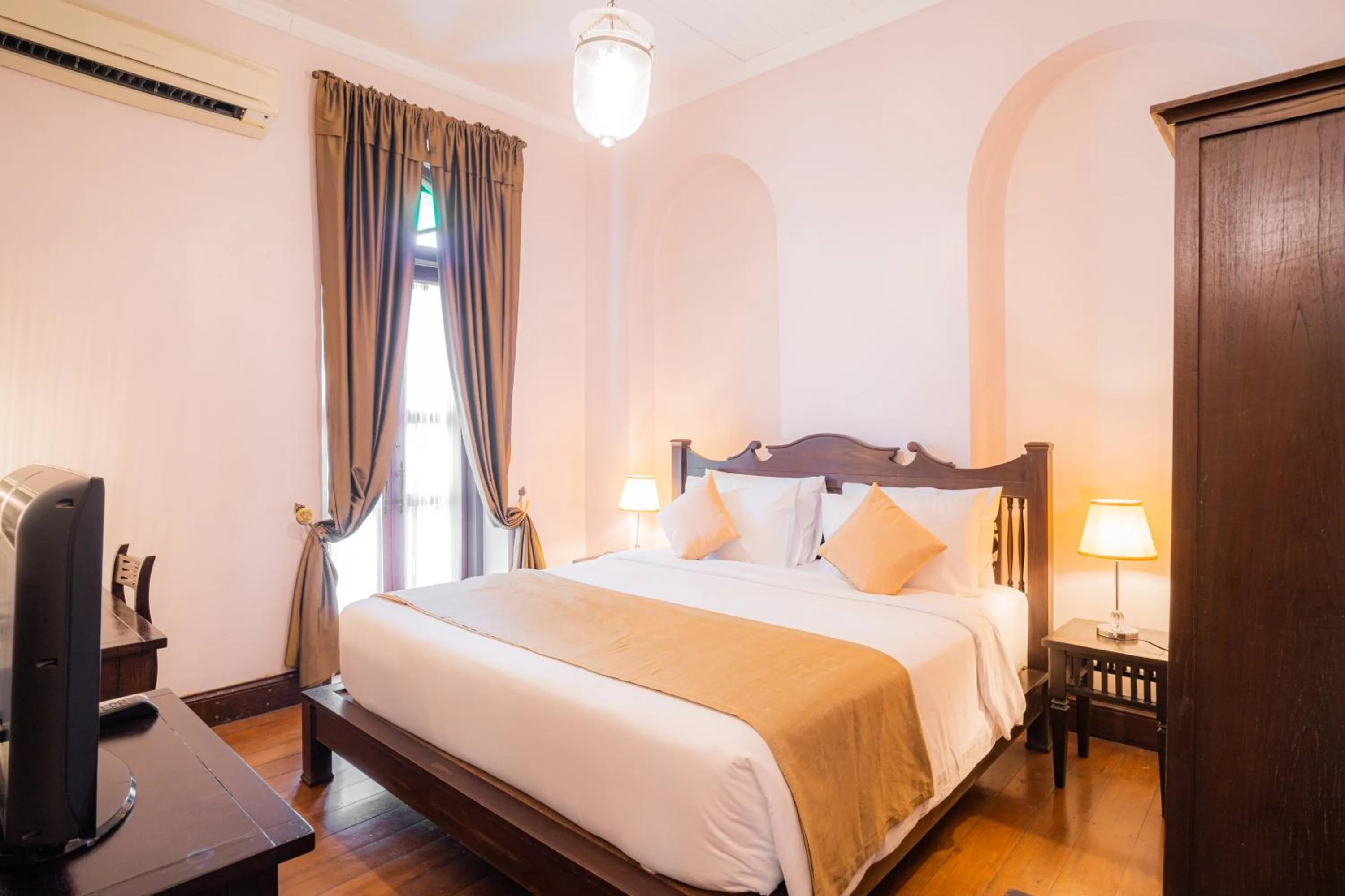 Bedroom, Bed in Praya Palazzo