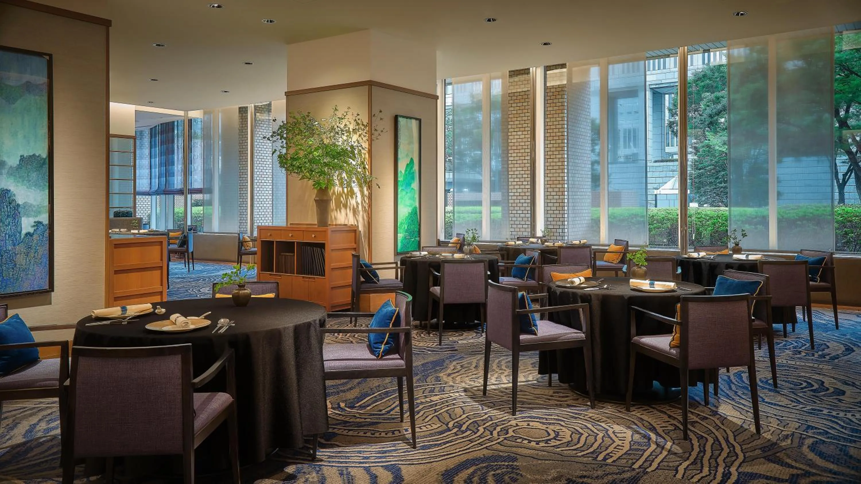 Restaurant/places to eat in Hyatt Regency Tokyo