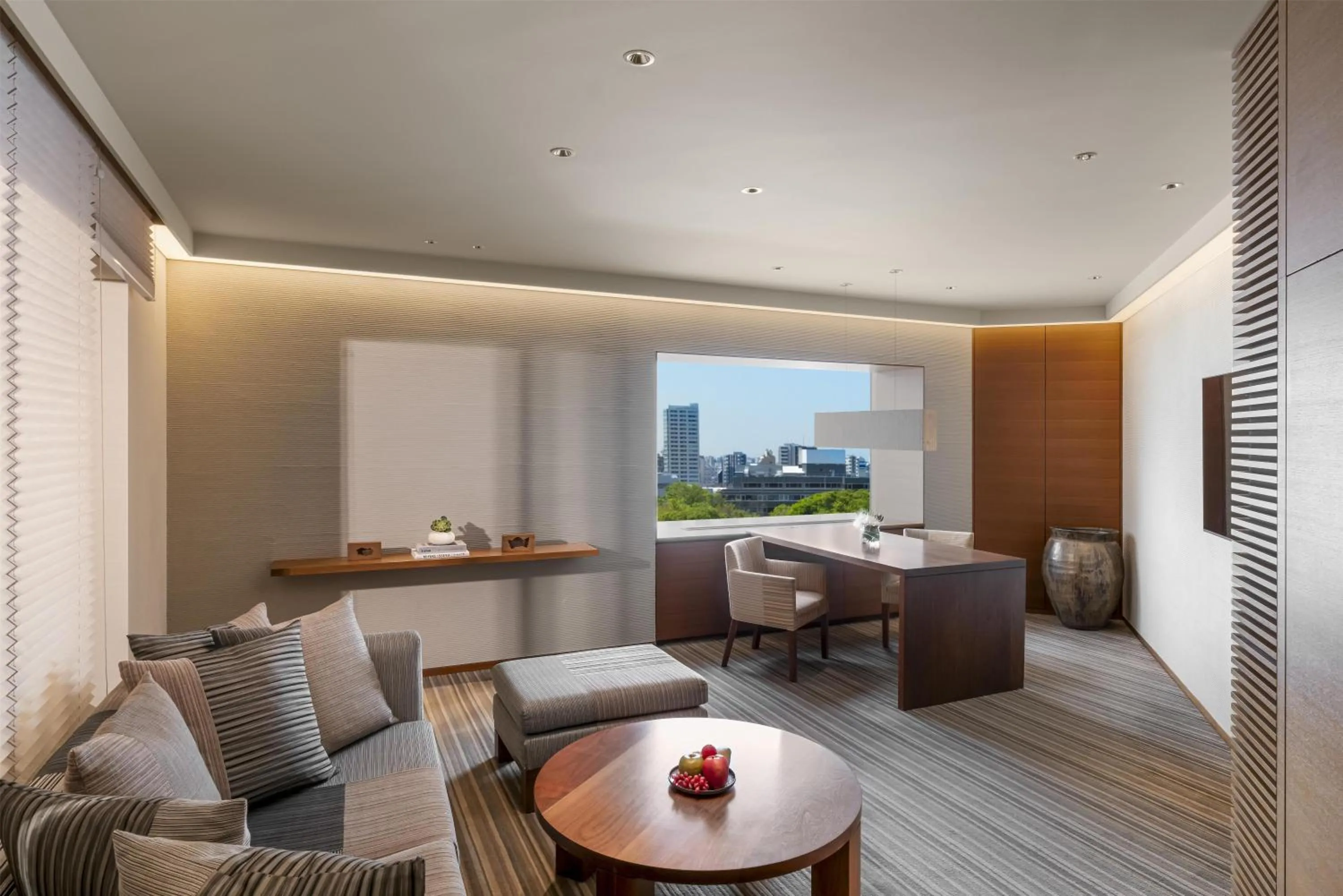 Photo of the whole room in Hyatt Regency Tokyo