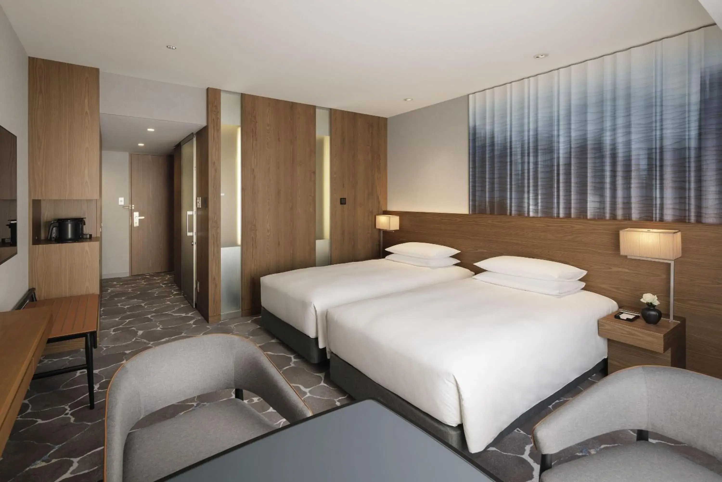 Twin Room with Park View in Hyatt Regency Tokyo Twin Room with Park View in Hyatt Regency Tokyo