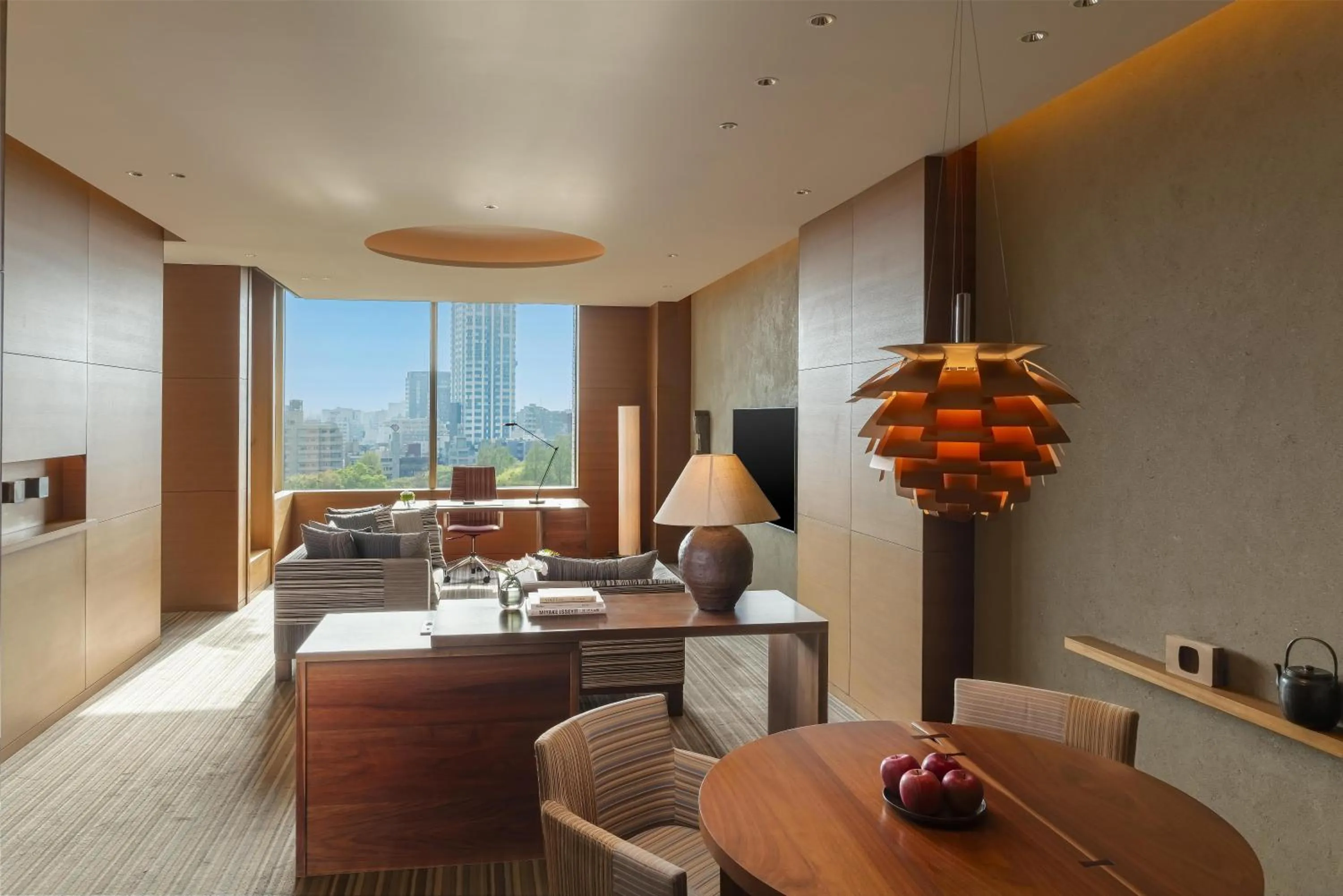 Photo of the whole room in Hyatt Regency Tokyo