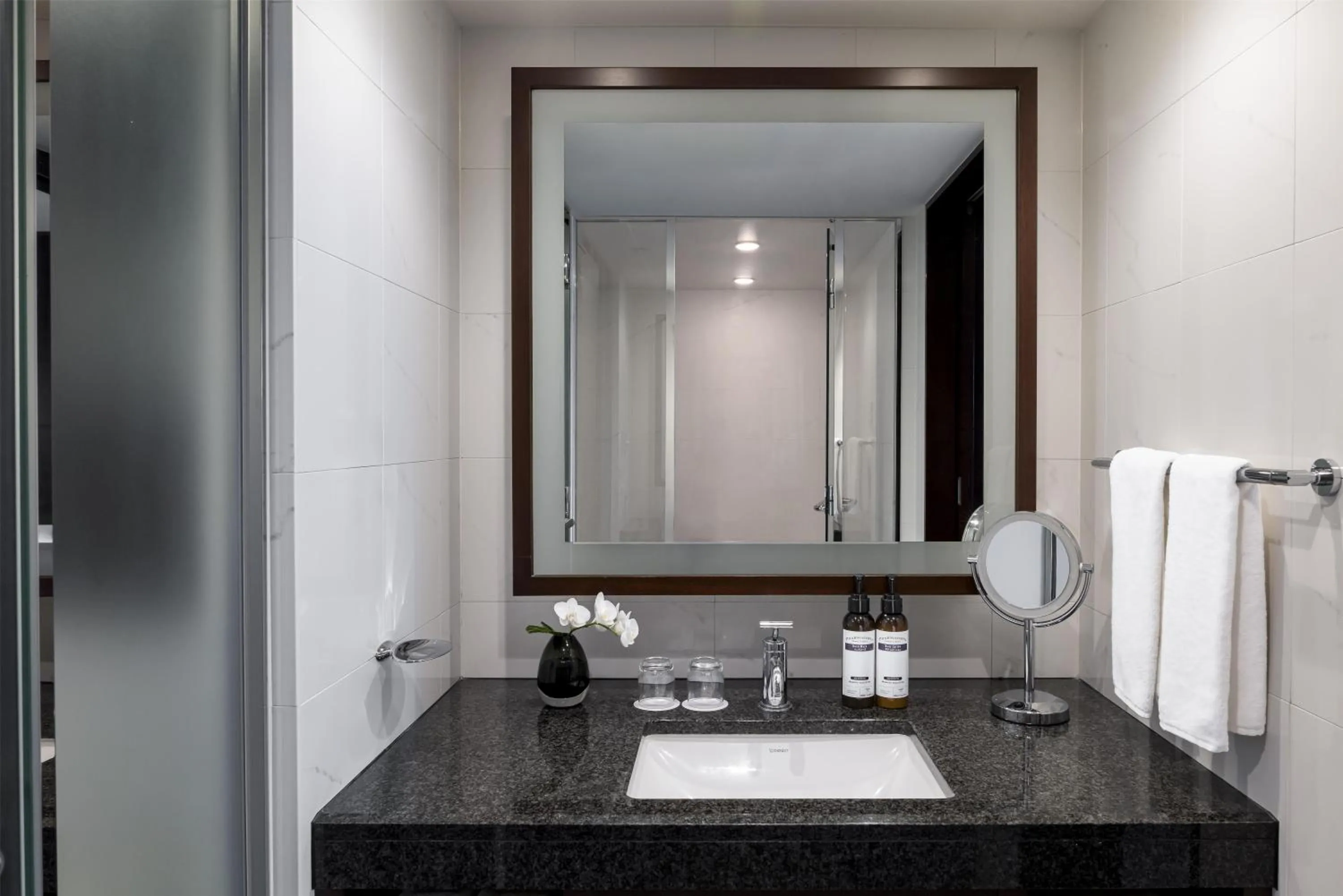 Bathroom in Hyatt Regency Tokyo