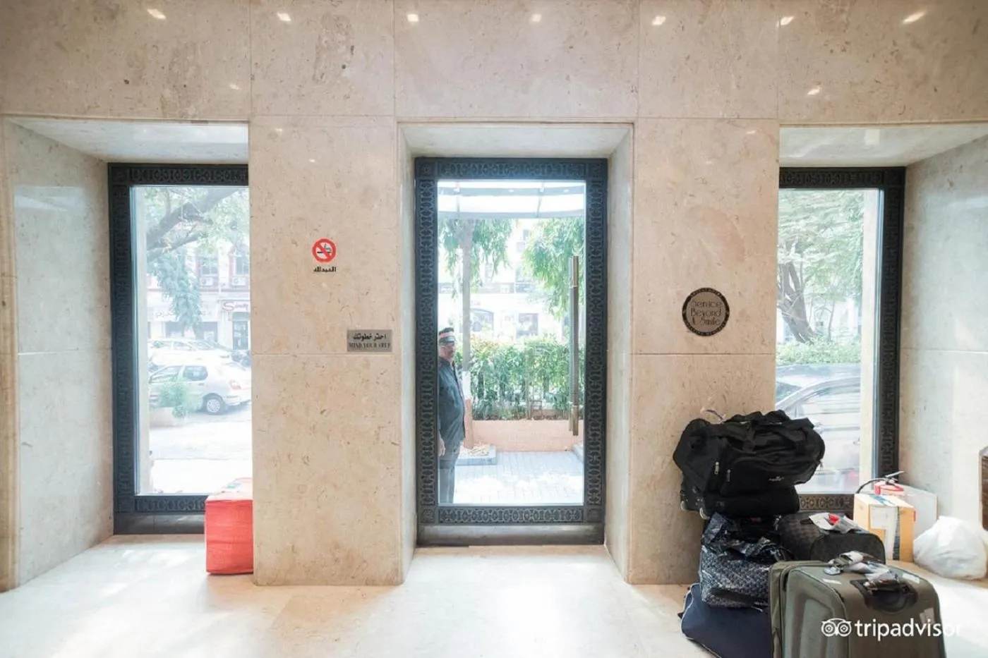 Facade/entrance in Regent Hotel