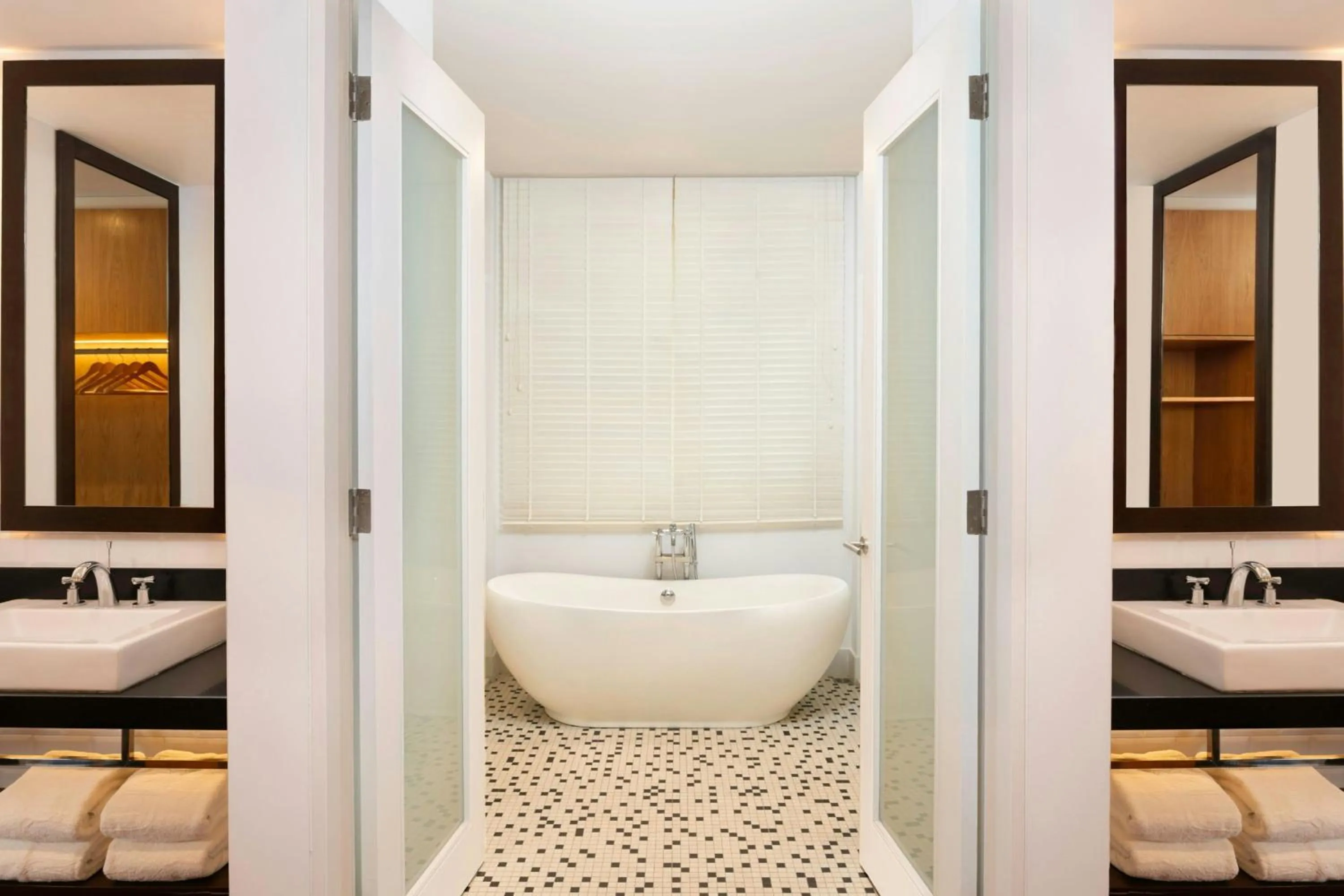 Bathroom in Lone Pine, Penang, a Tribute Portfolio Resort