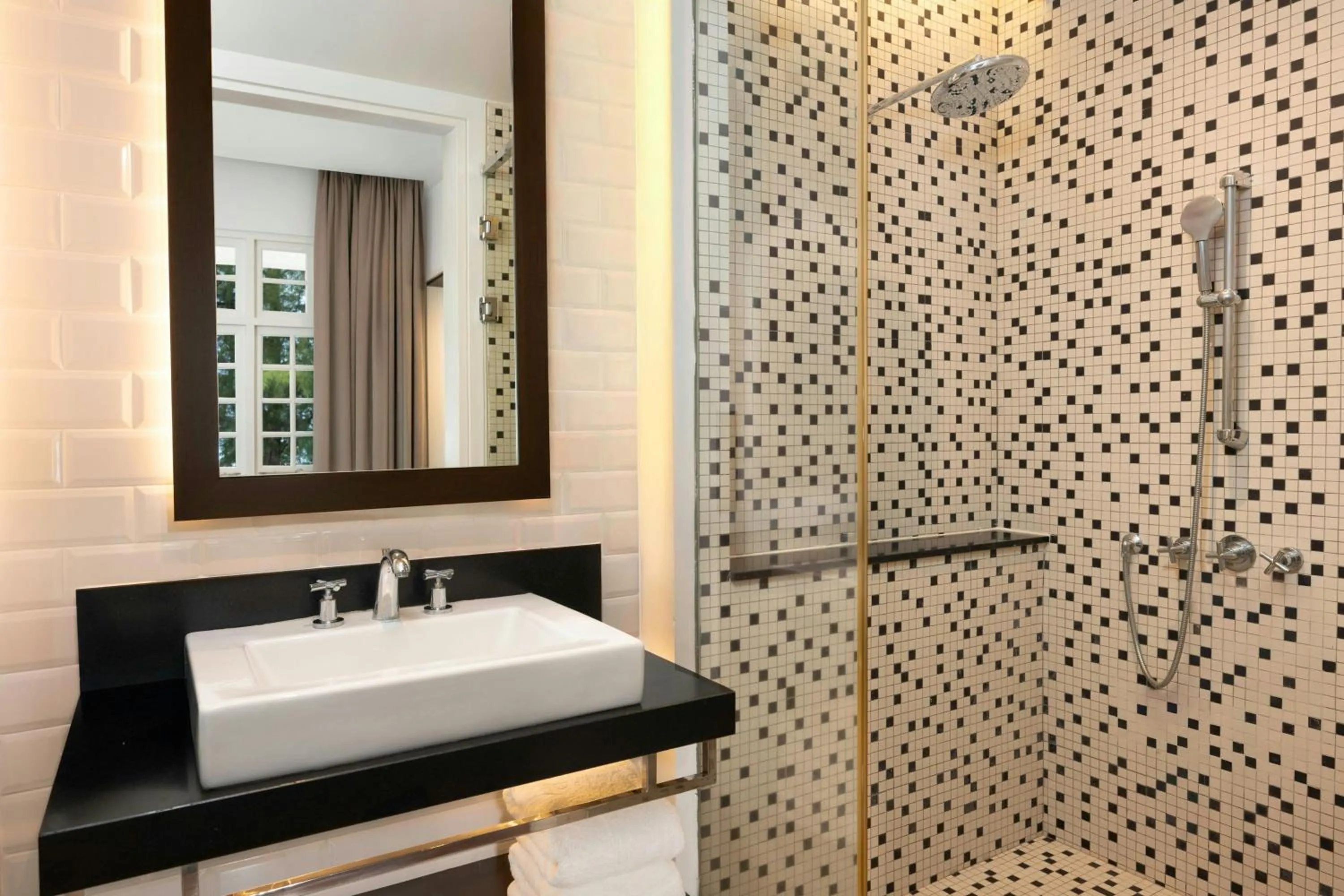 Bathroom in Lone Pine, Penang, a Tribute Portfolio Resort