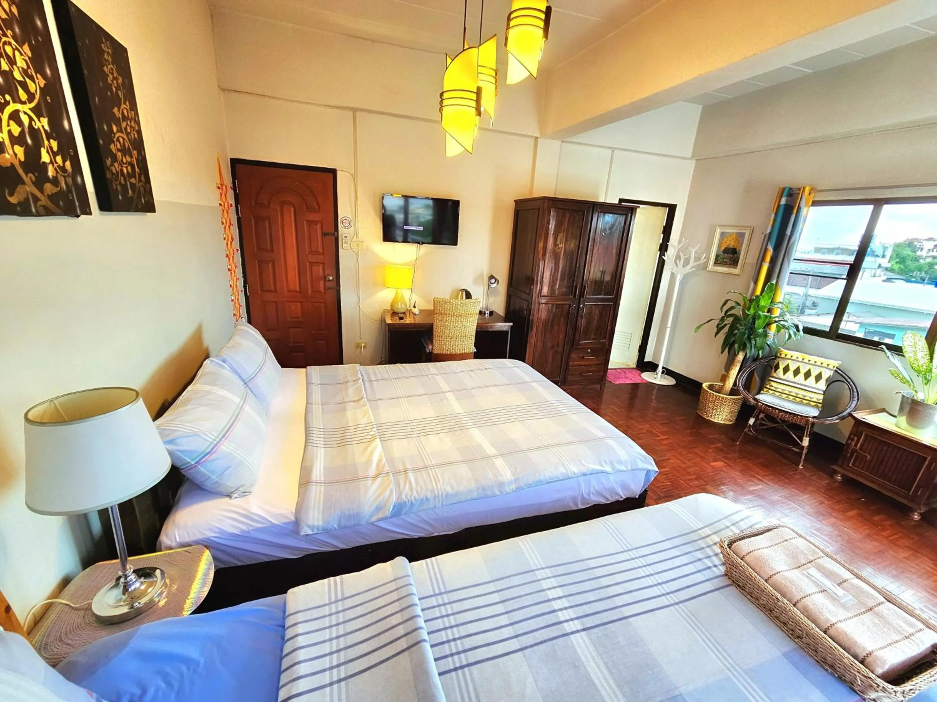 Photo of the whole room, Bed in Bed and Terrace Guesthouse Chiang Mai