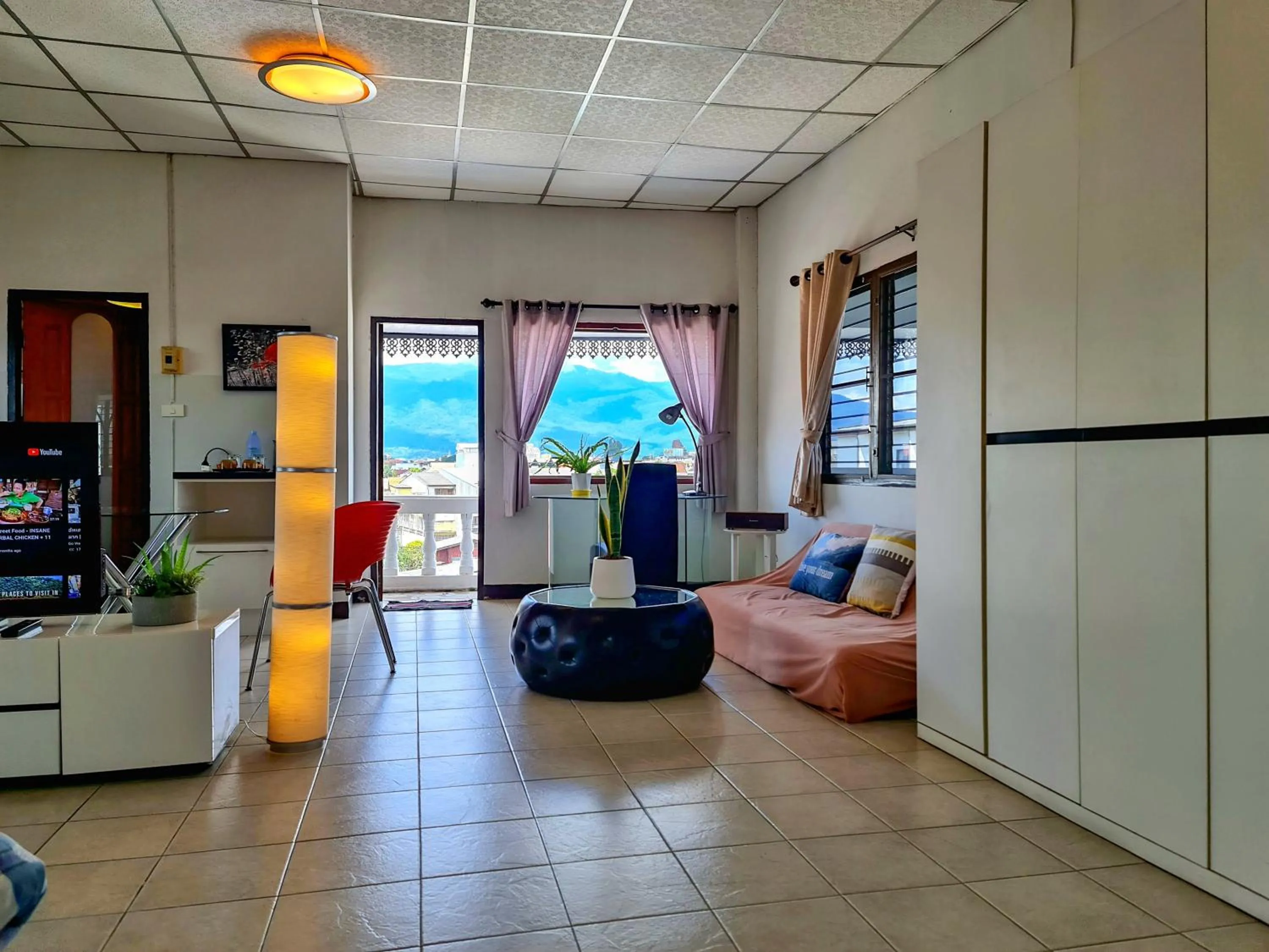 Decorative detail in Bed and Terrace Guesthouse Chiang Mai