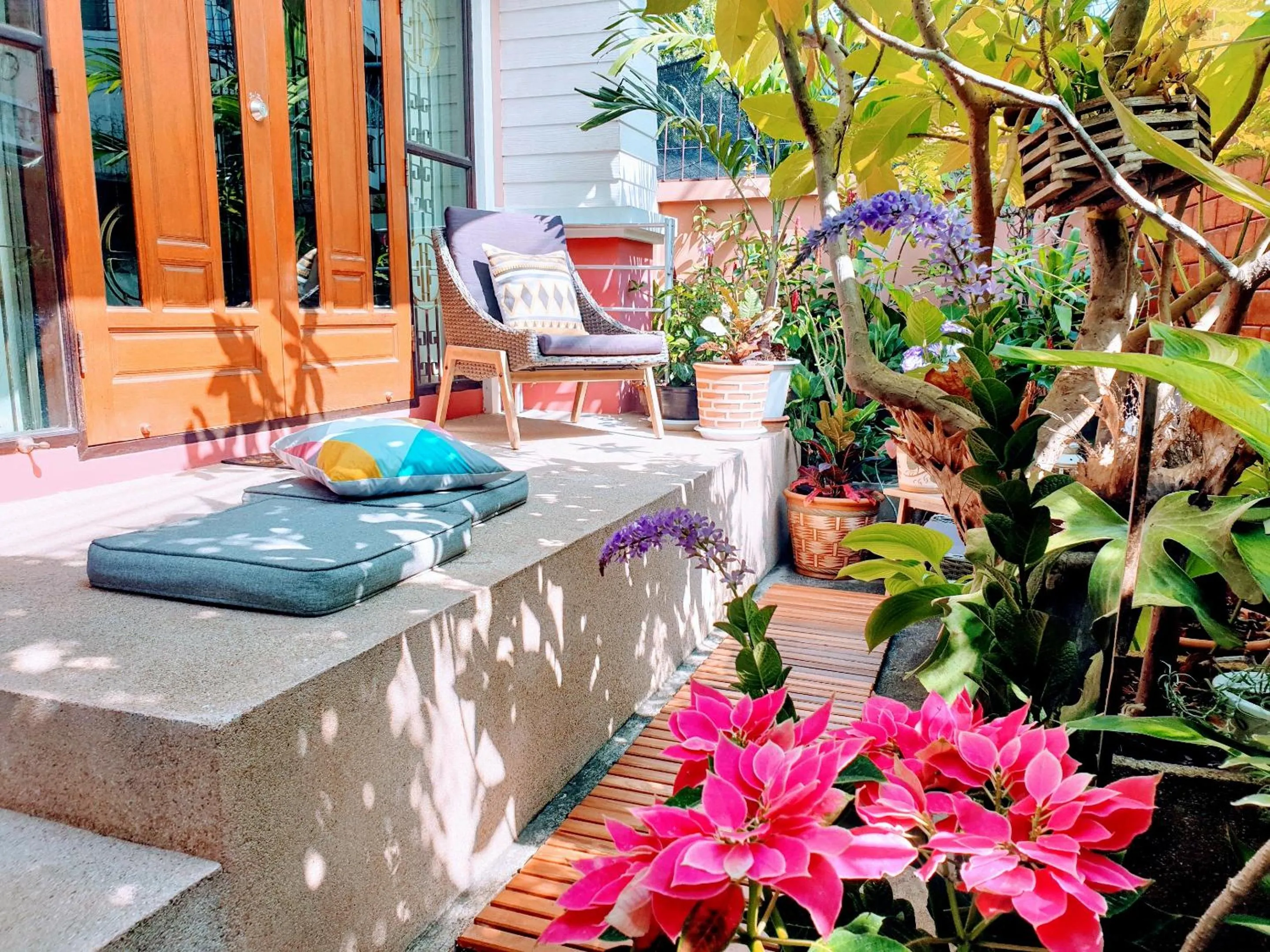 Patio in Bed and Terrace Guesthouse Chiang Mai