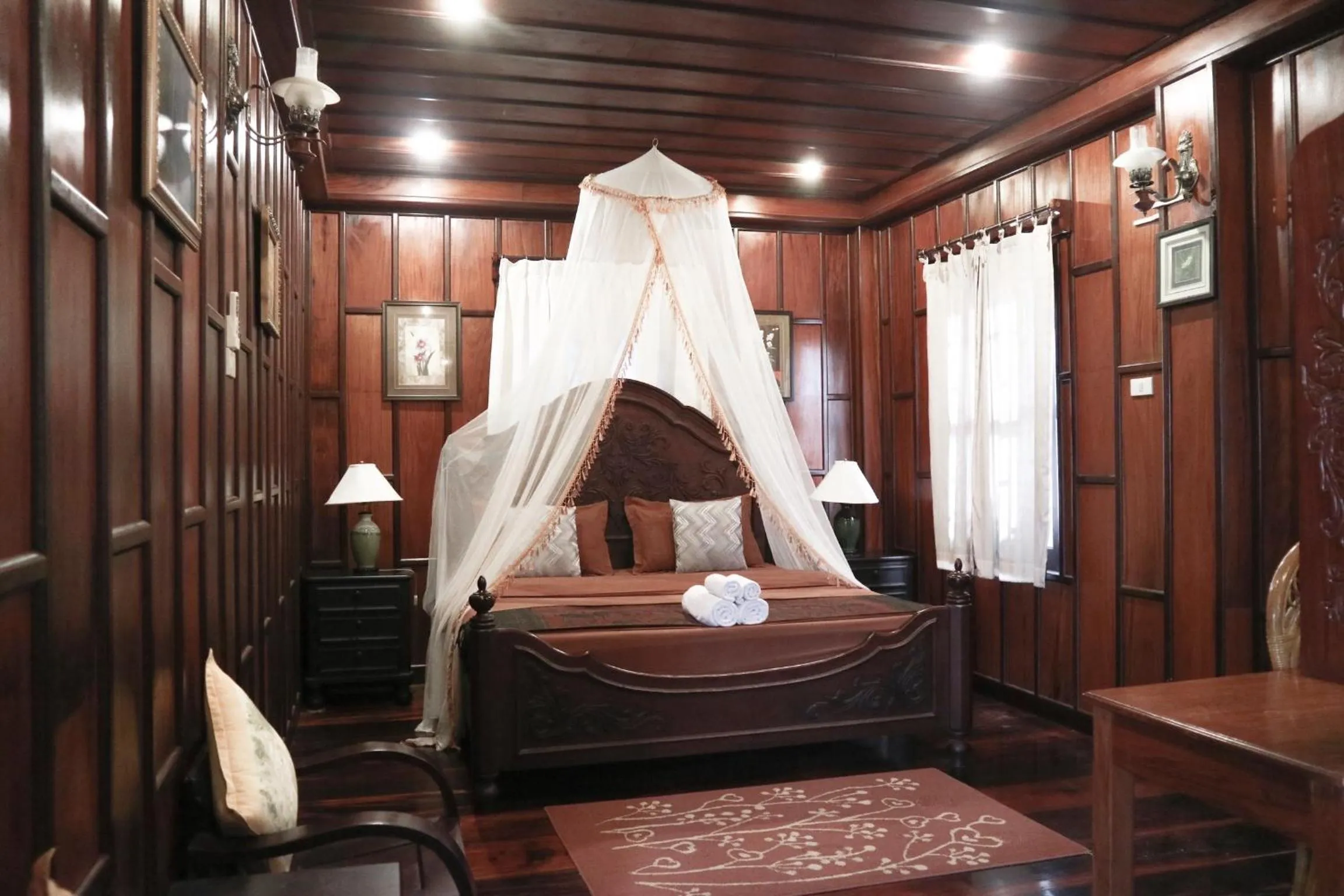 Bedroom, Bed in Villa Senesouk Luang Prabang