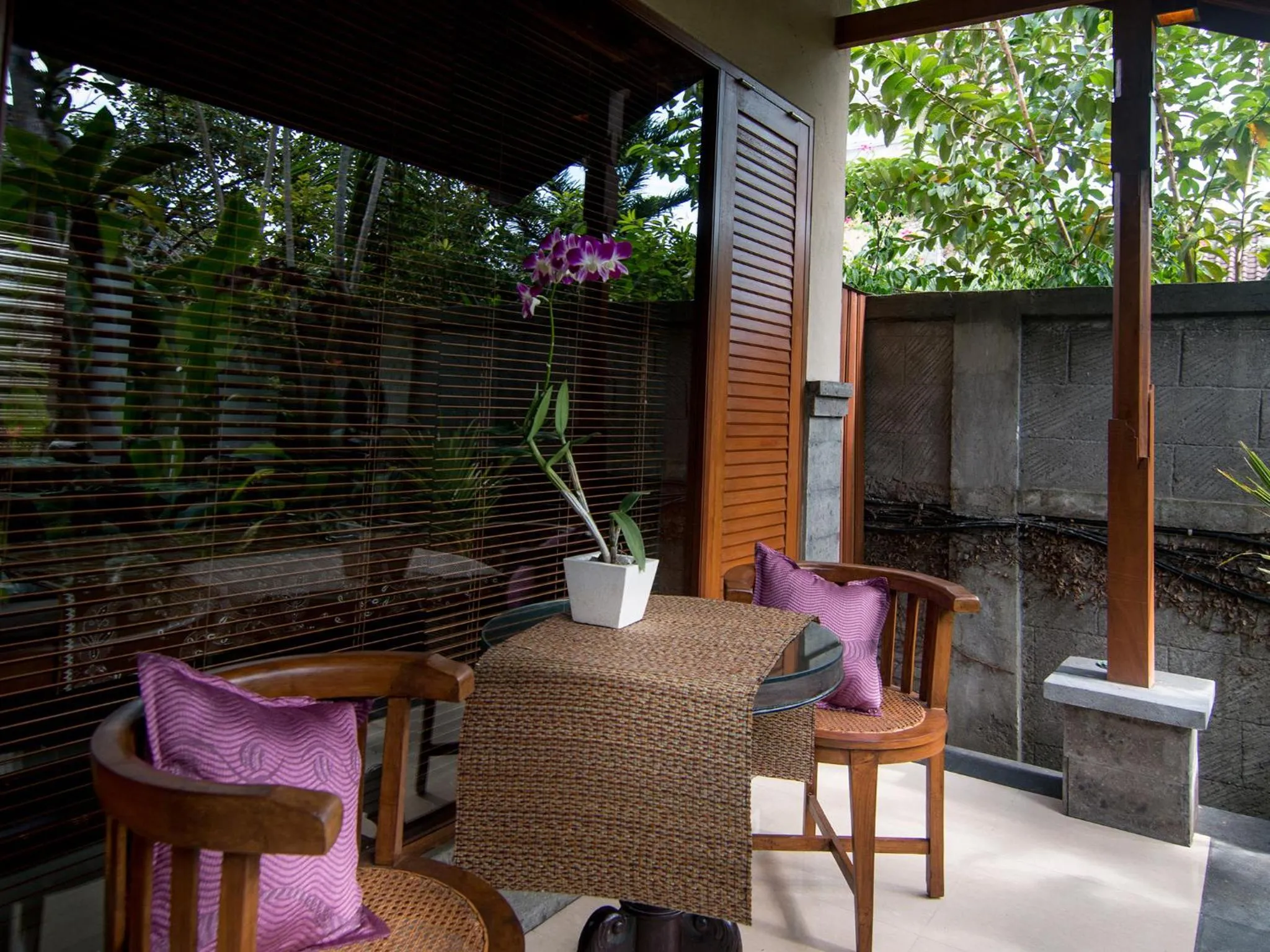 Balcony/Terrace in De Munut Balinese Resort