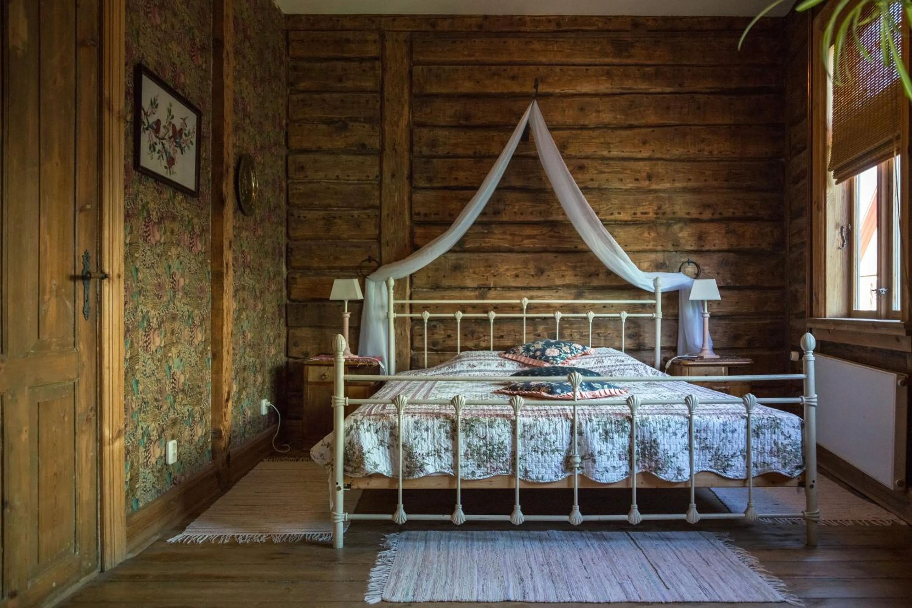 Bedroom, Bed in Fontaine Valhalla Hotel