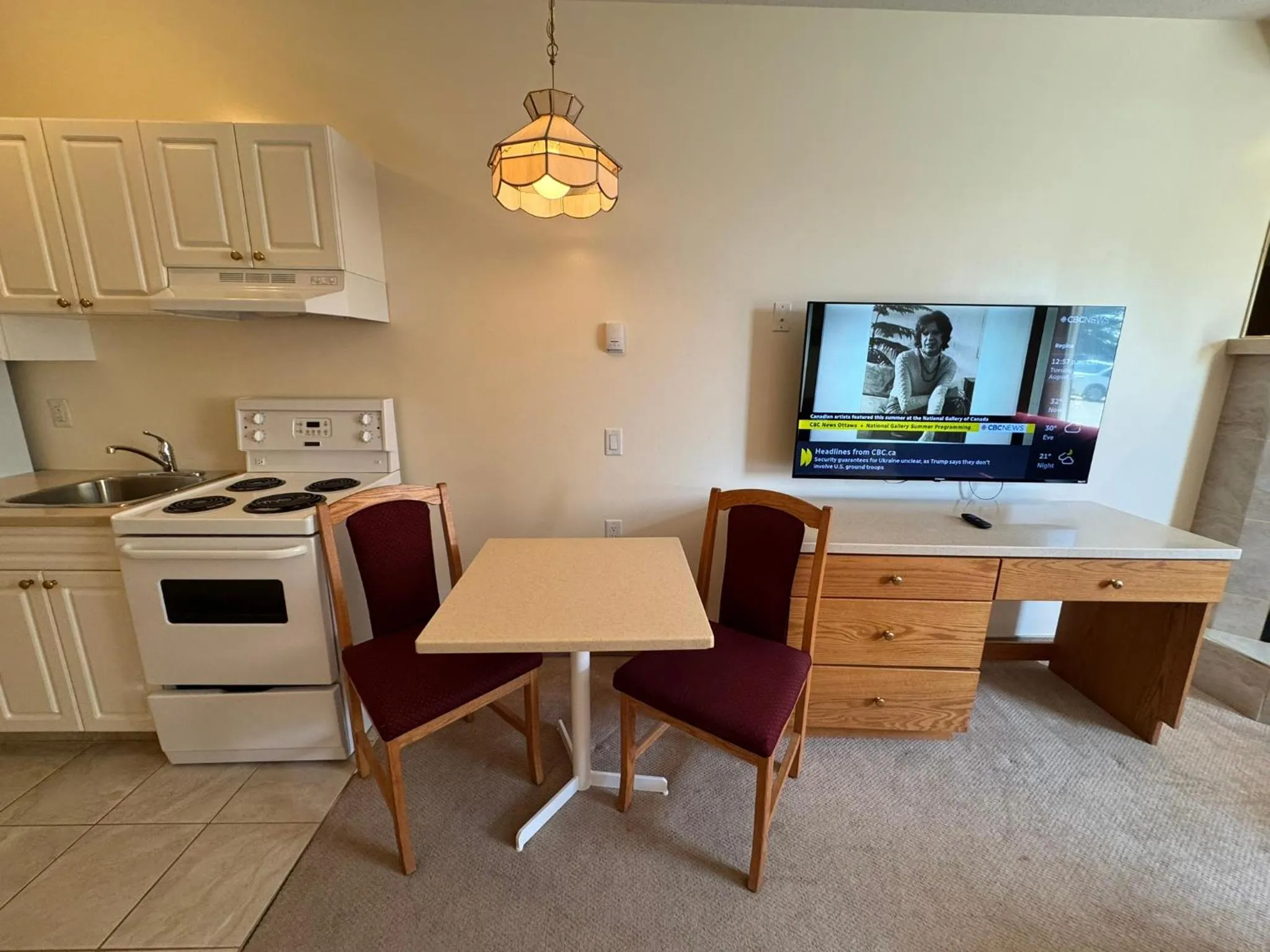 TV and multimedia in Western Budget Motel Ponoka