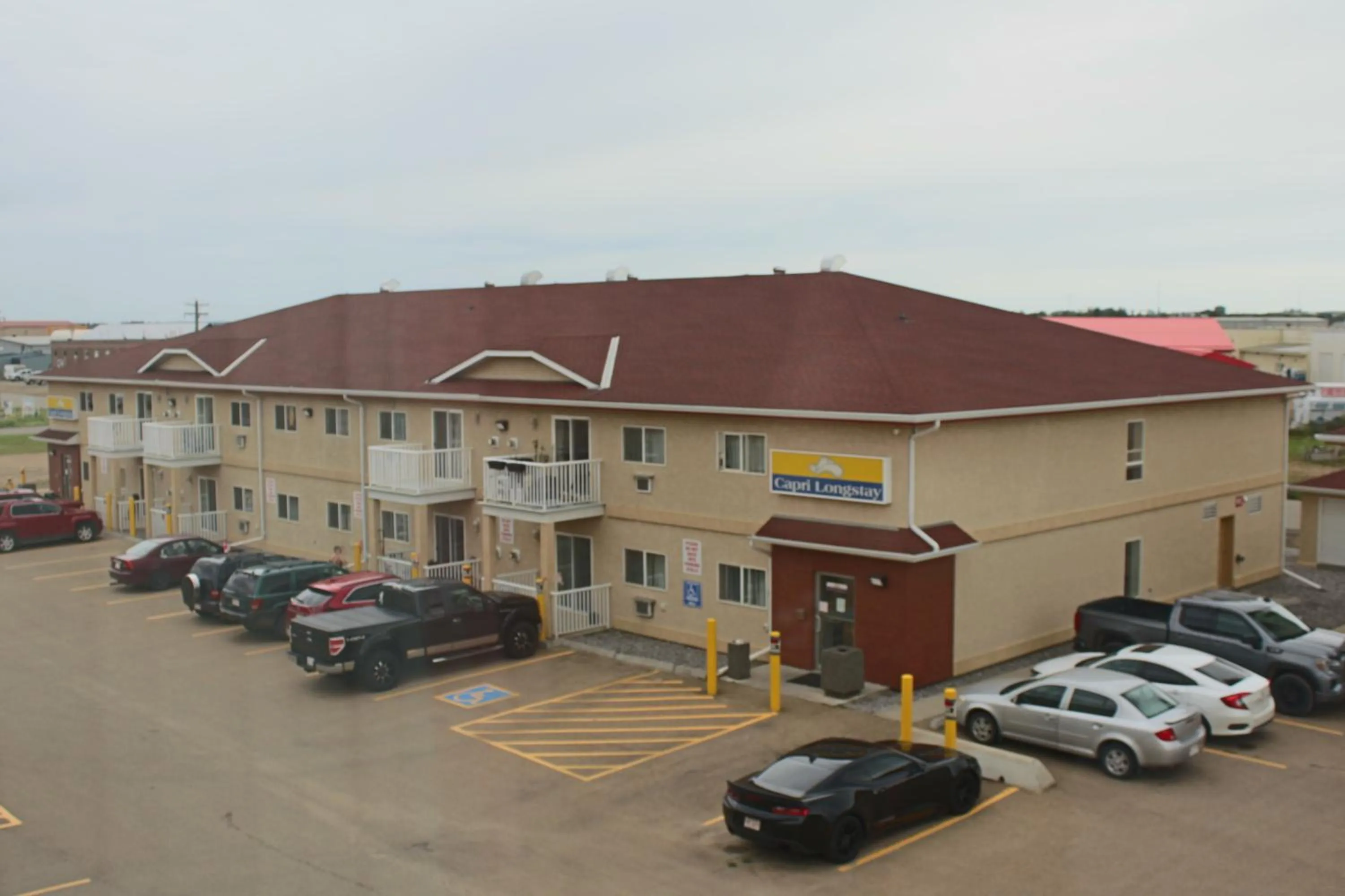Parking in Western Budget Motel Ponoka