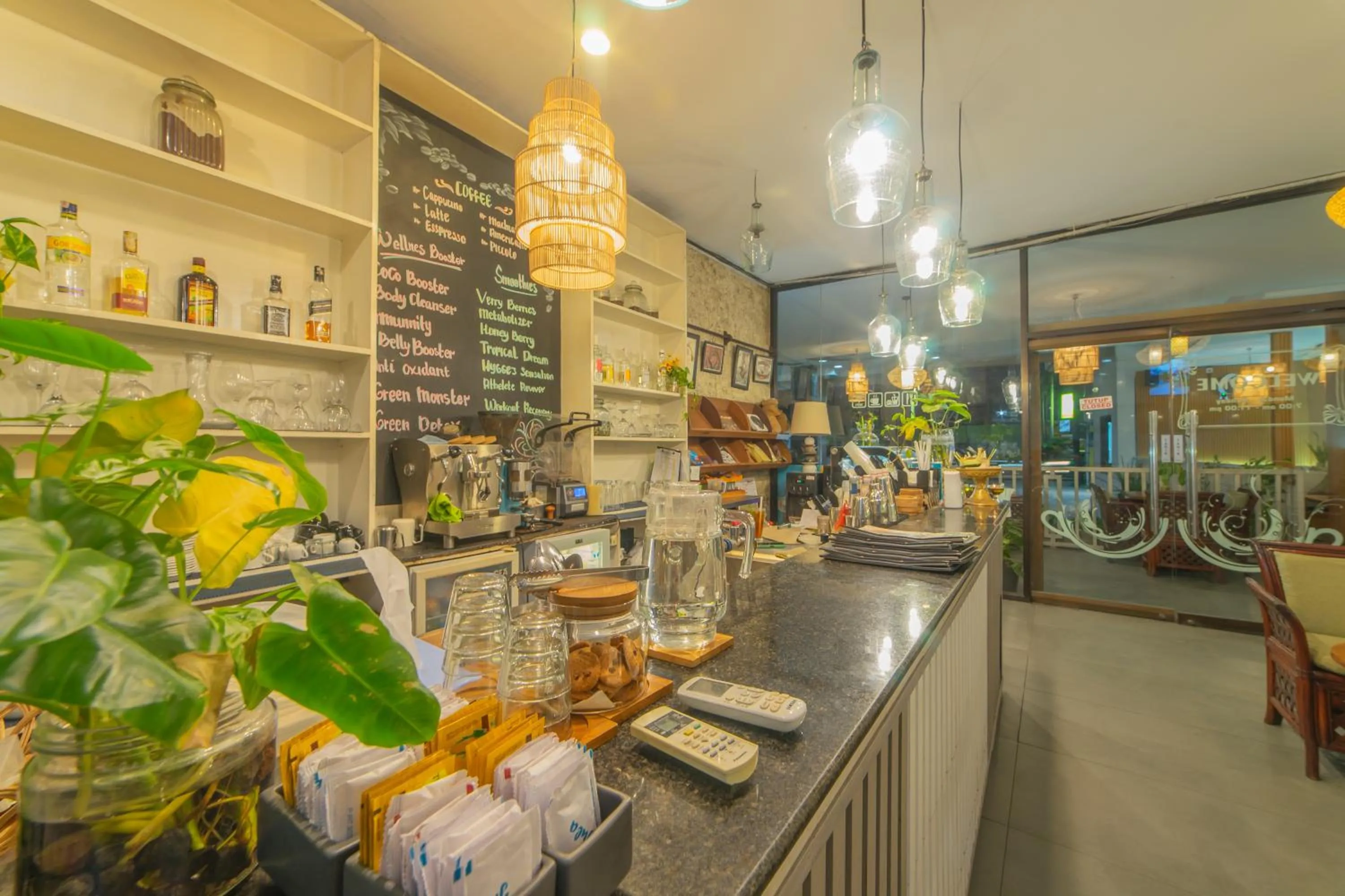 Restaurant/places to eat in Nirmala Hotel Jimbaran