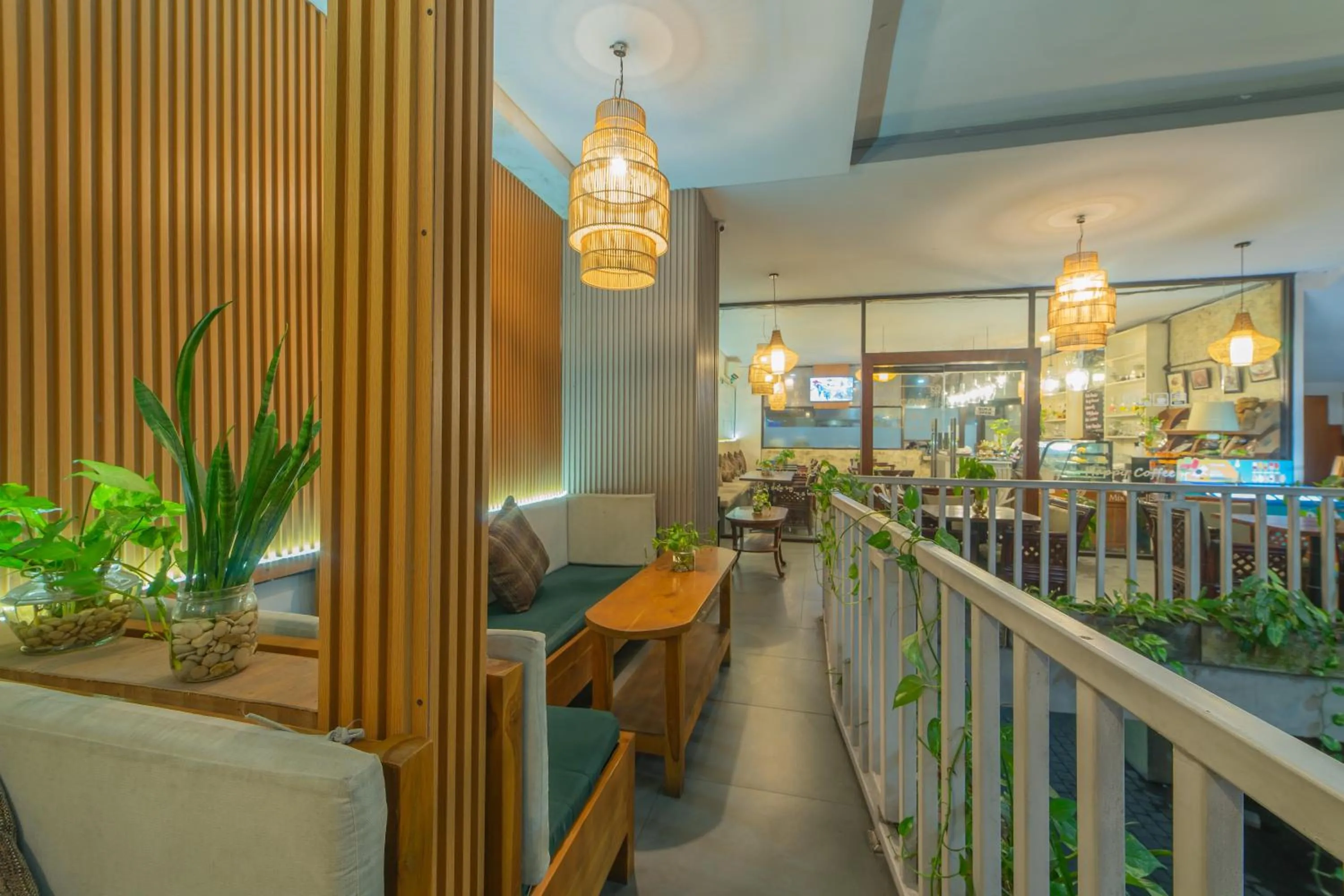 Restaurant/places to eat in Nirmala Hotel Jimbaran