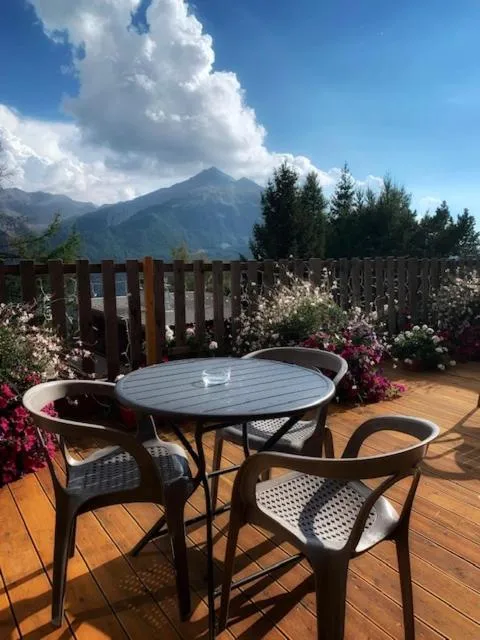 Balcony/Terrace in Hotels Les Catrems & Le Montagnou