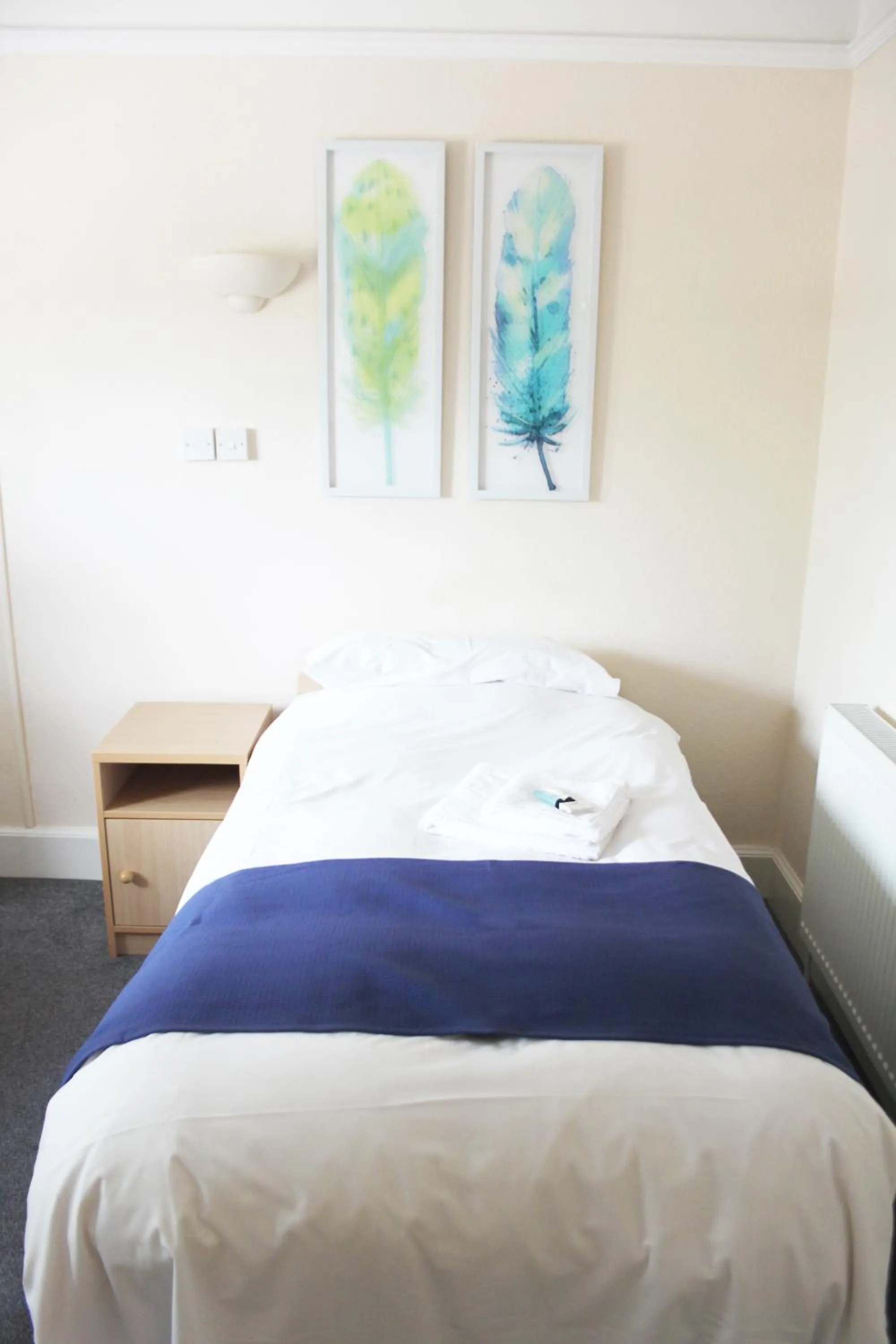 Bedroom, Bed in The Station