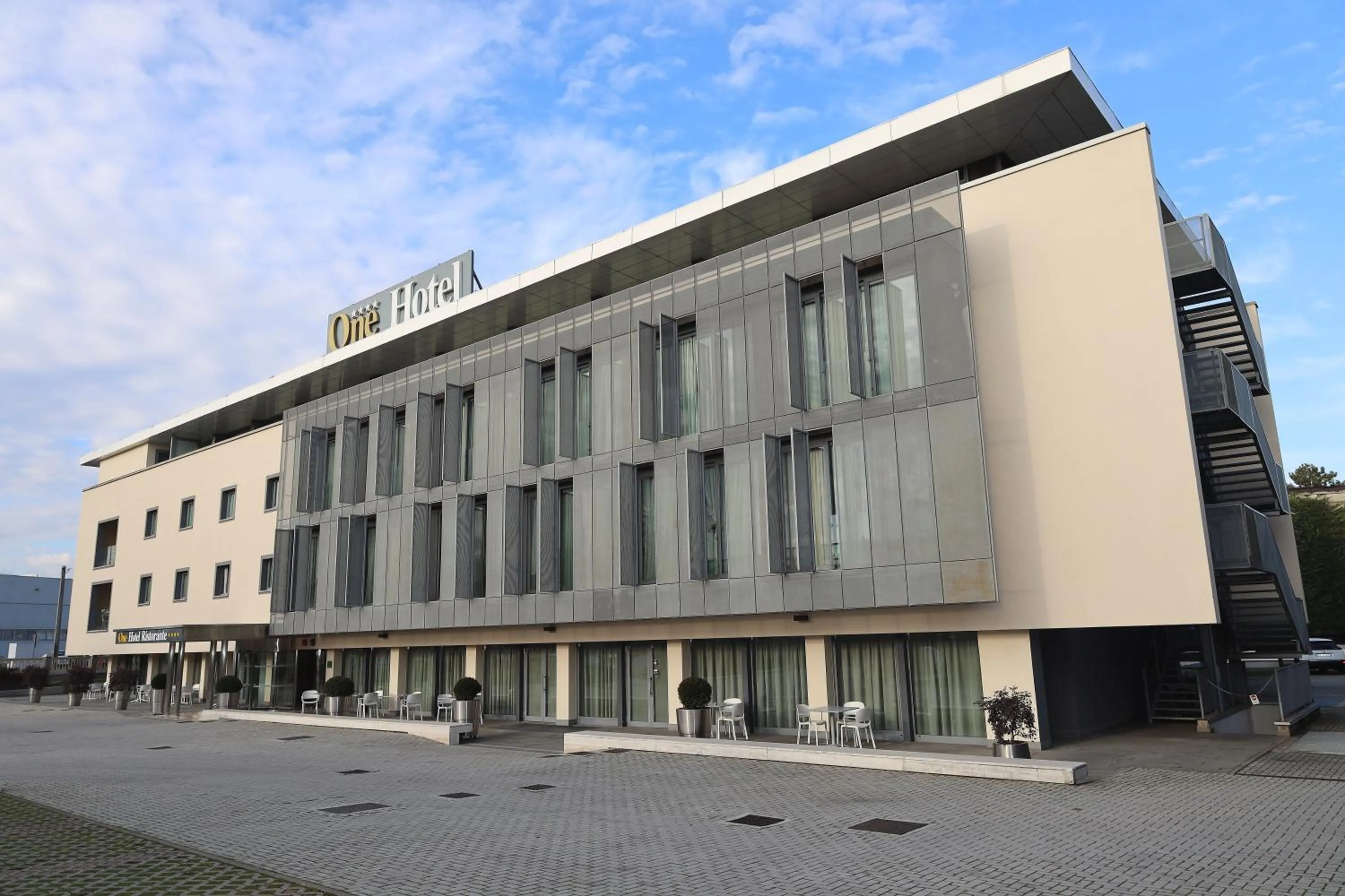 Property building in One Hotel & Restaurant