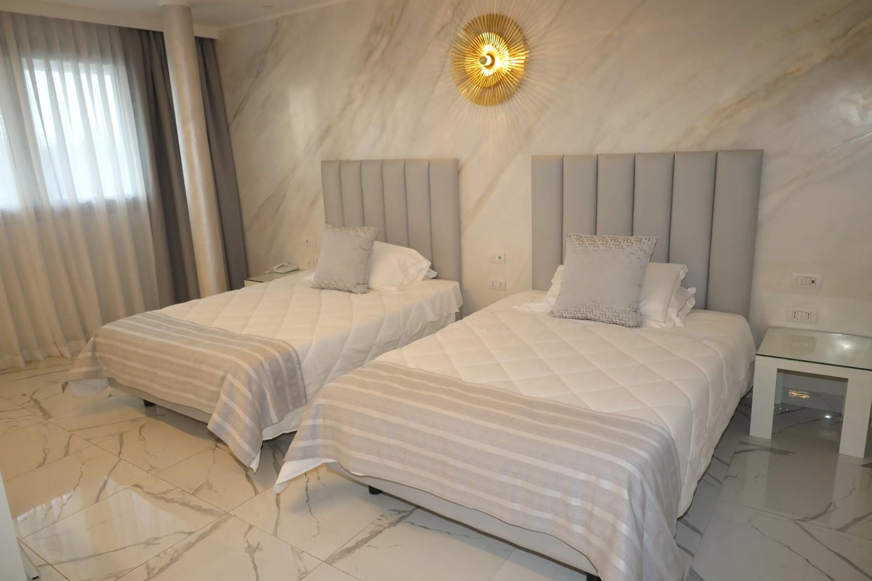 Bedroom, Bed in One Hotel & Restaurant